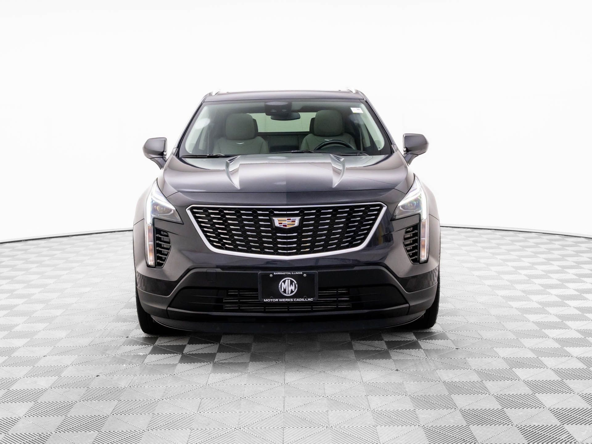 2022 Cadillac XT4 Luxury photo