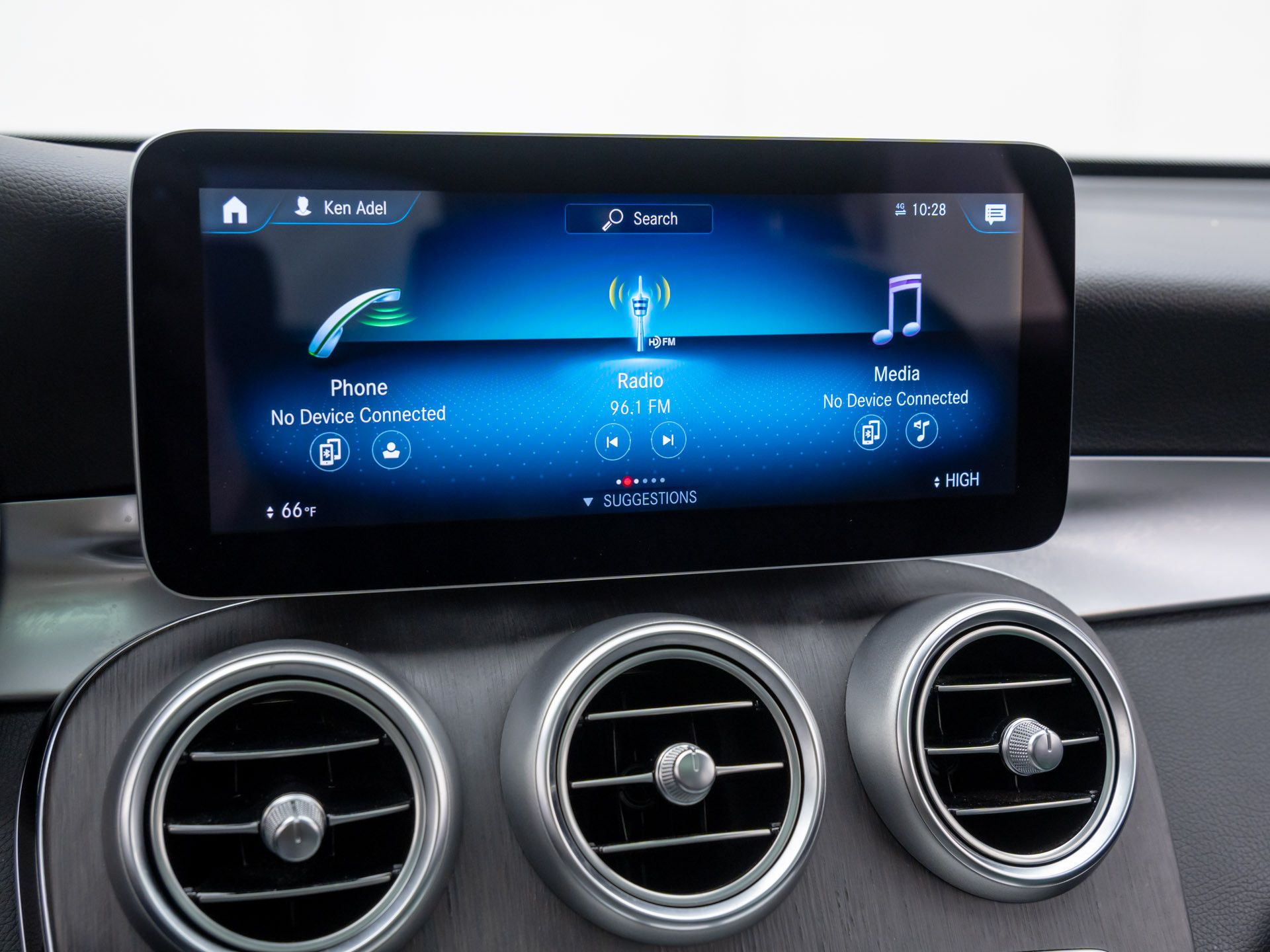 2021 Mercedes-Benz GLC GLC 300 photo