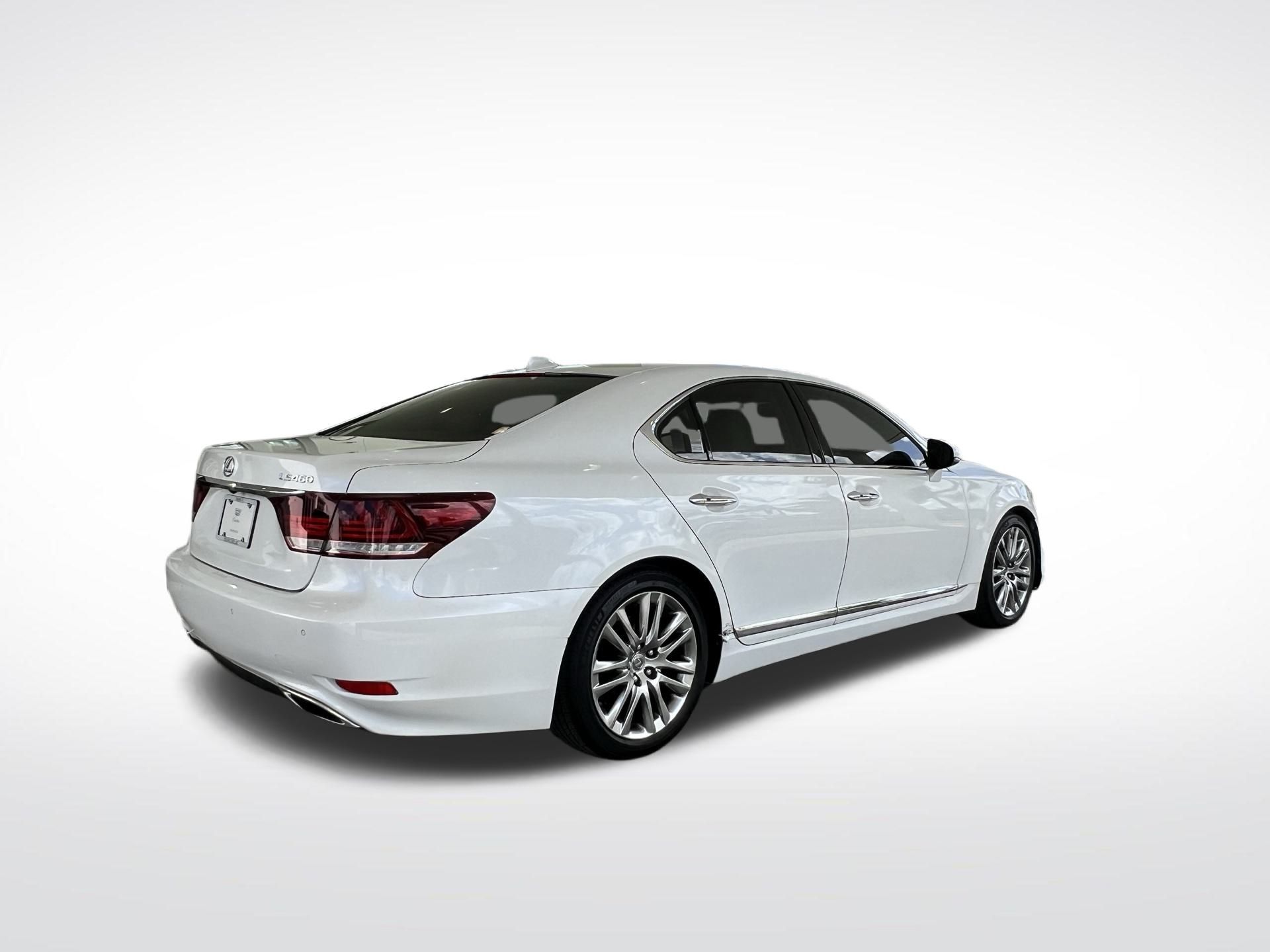 2015 Lexus LS 460 25