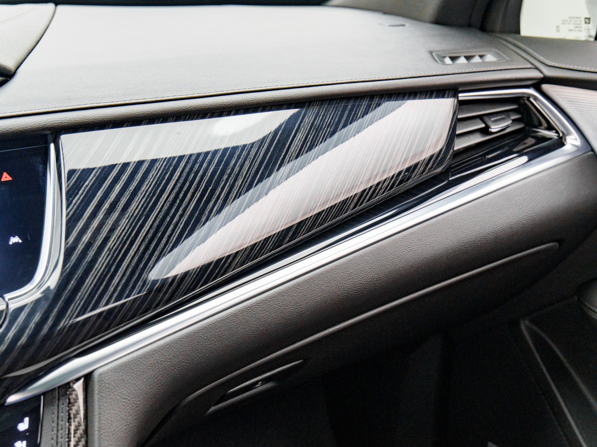 2024 Cadillac XT6 Premium Luxury photo