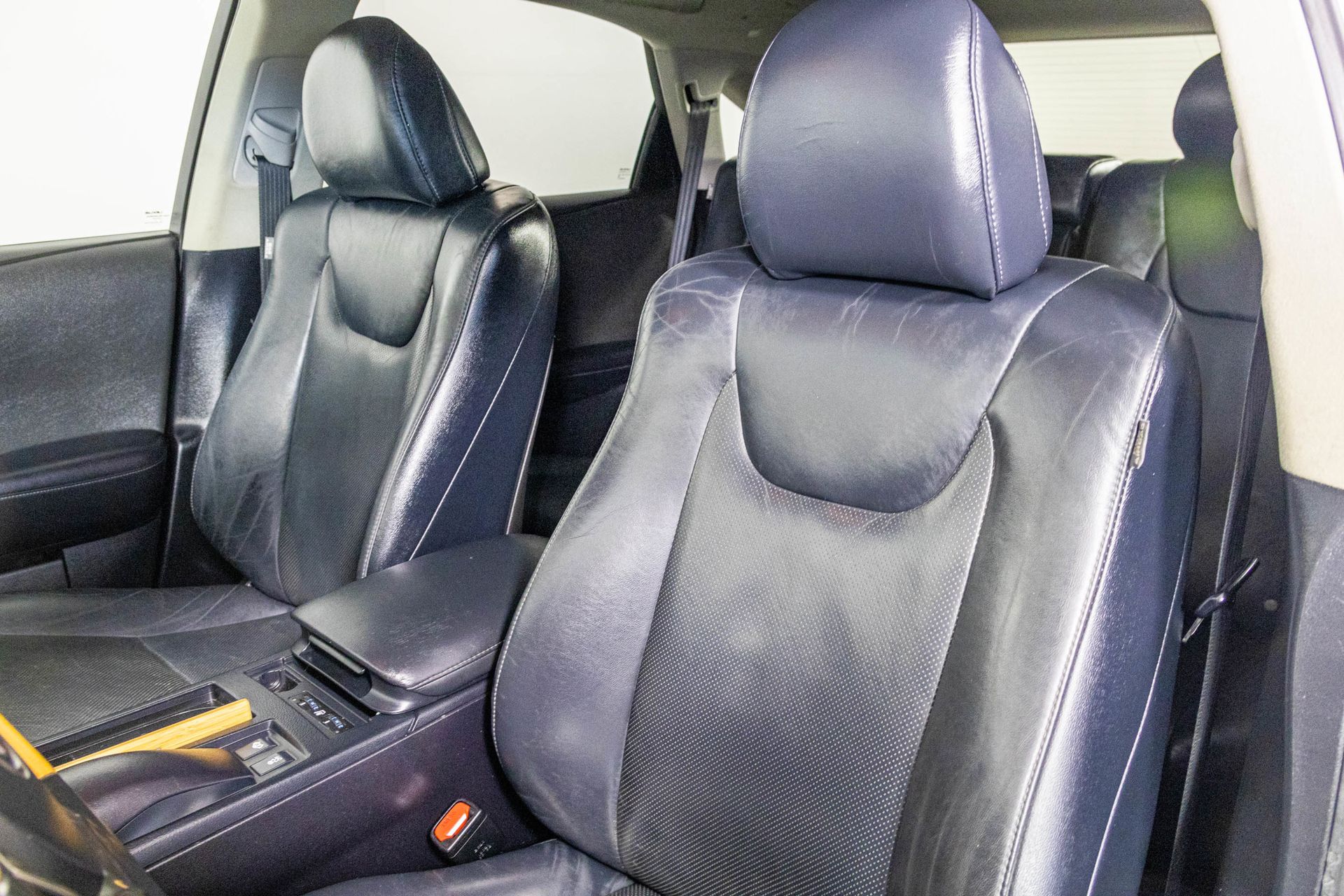 2015 LEXUS RX - Image 16