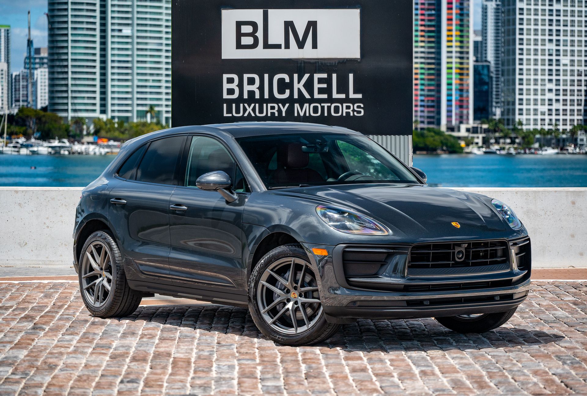 2024 Porsche Macan Base