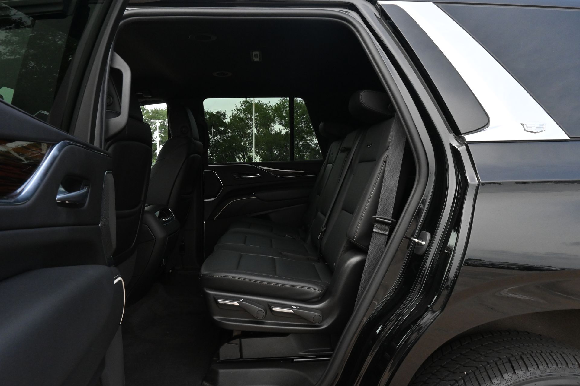 2023 Cadillac Escalade Luxury Black at Central Houston Nissan