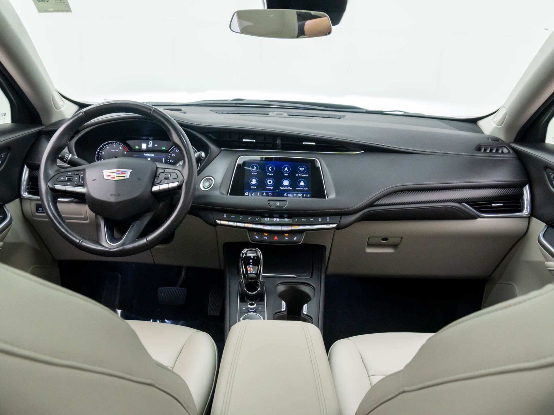 2022 Cadillac XT4 Luxury photo