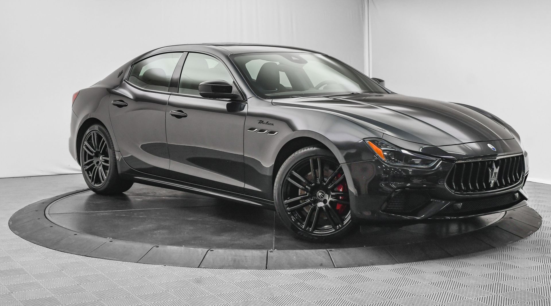 2024 Maserati Ghibli Modena