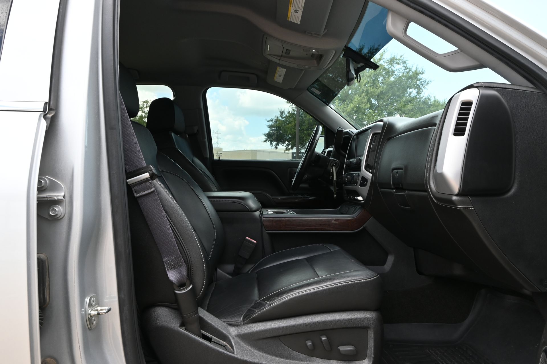 2017 GMC Sierra 1500 SLT Silver at Community Toyota