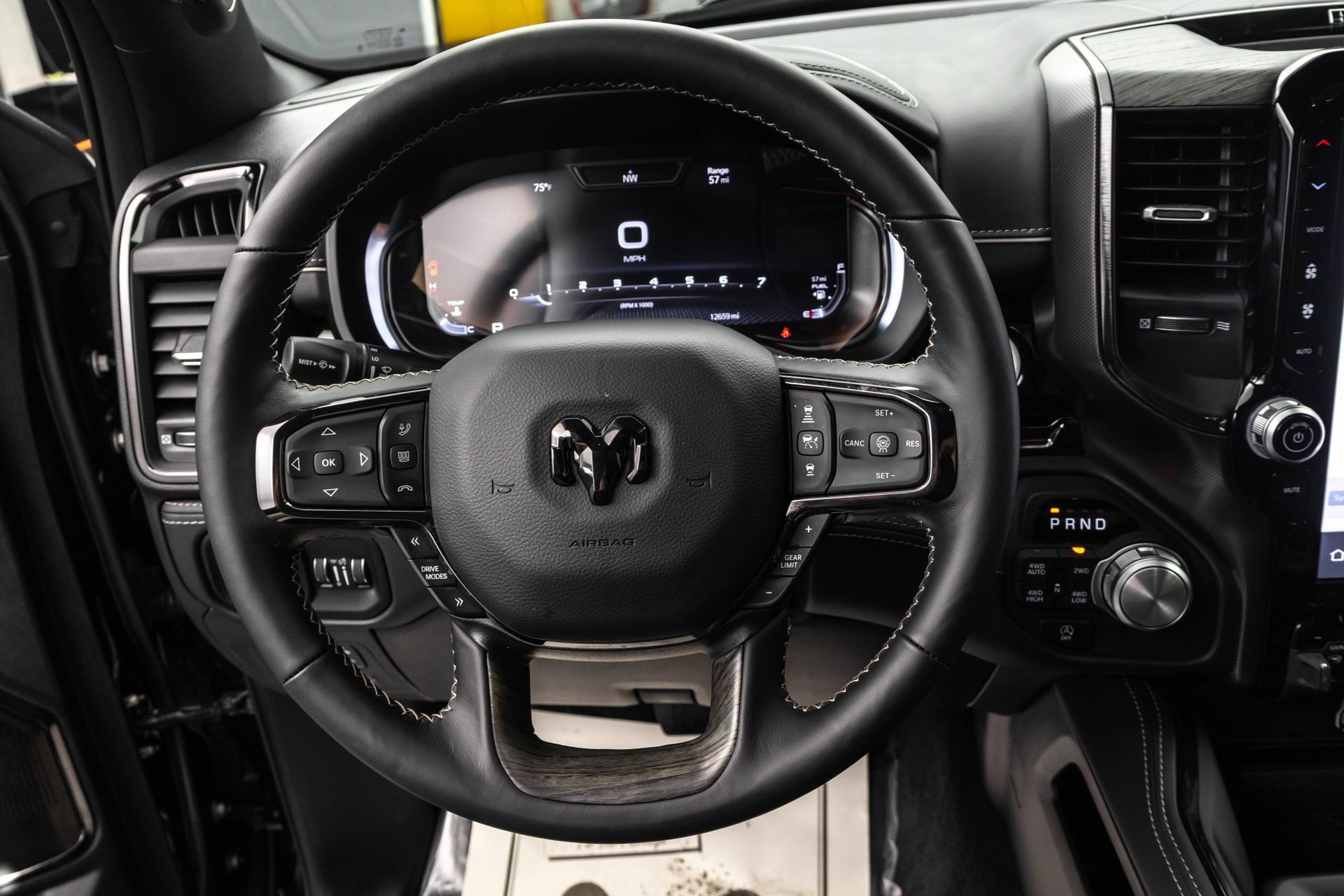 2025 RAM 1500 - Image 24