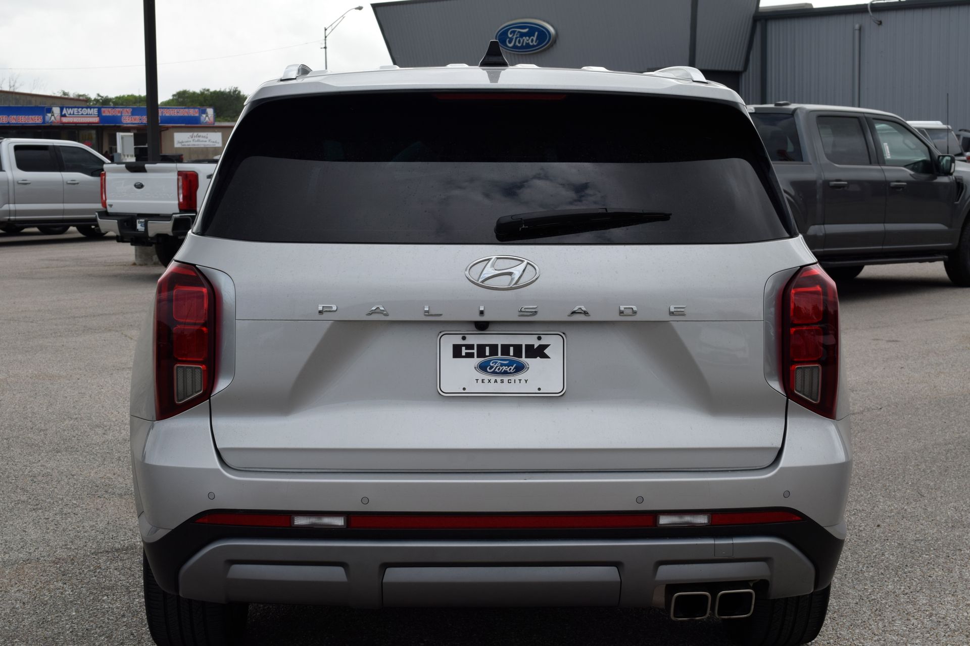 2023 Hyundai Palisade Limited - 4