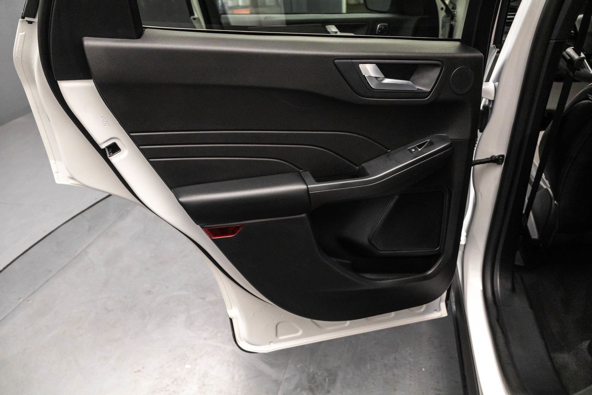 2024 FORD ESCAPE - Image 32