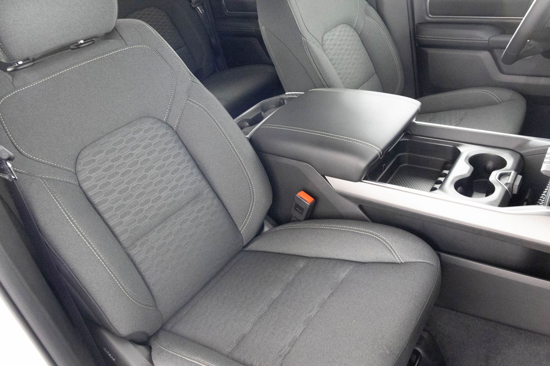 2026 RAM 1500 - Image 34