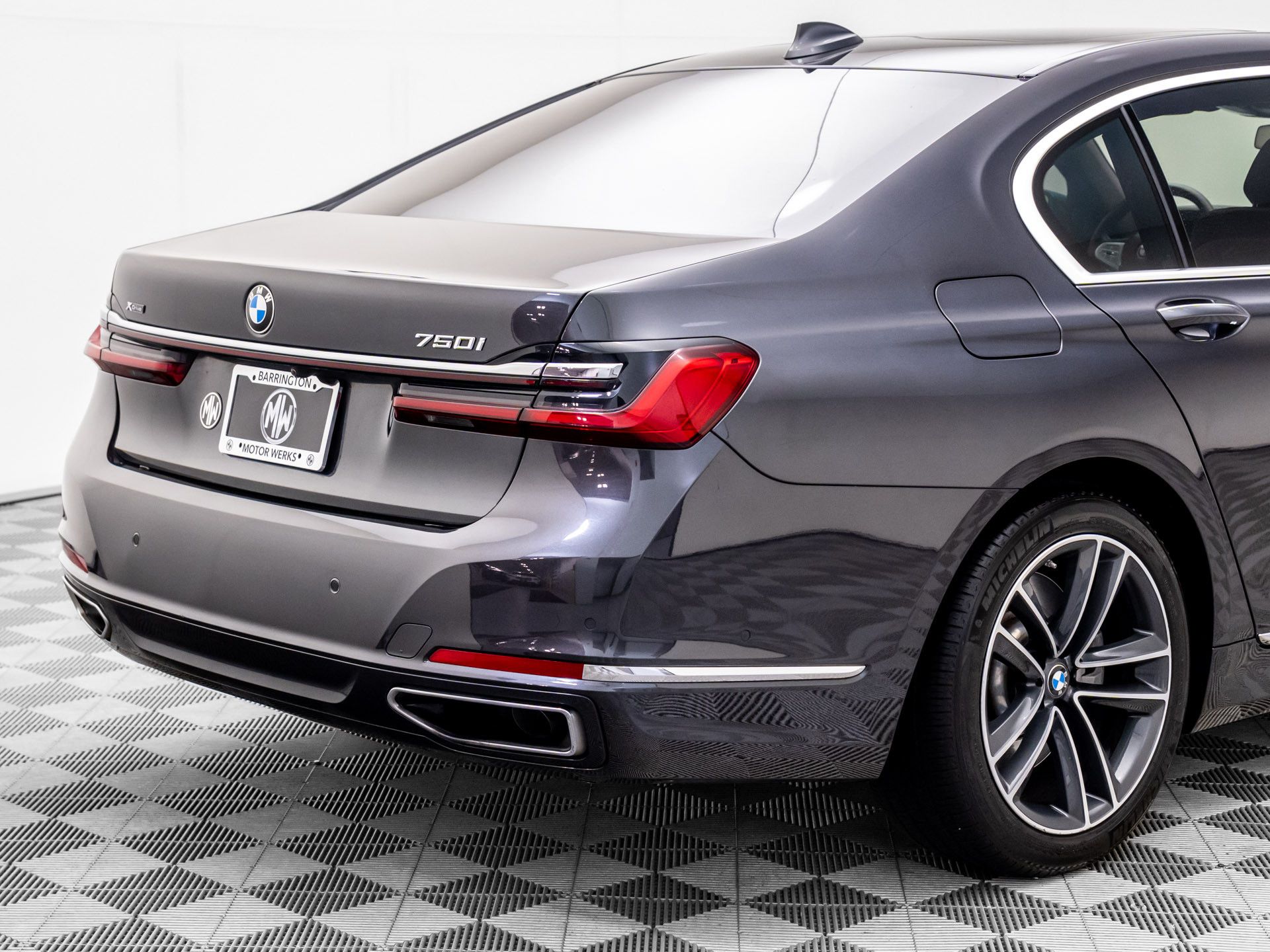 2022 BMW 7-Series 750i xDrive photo