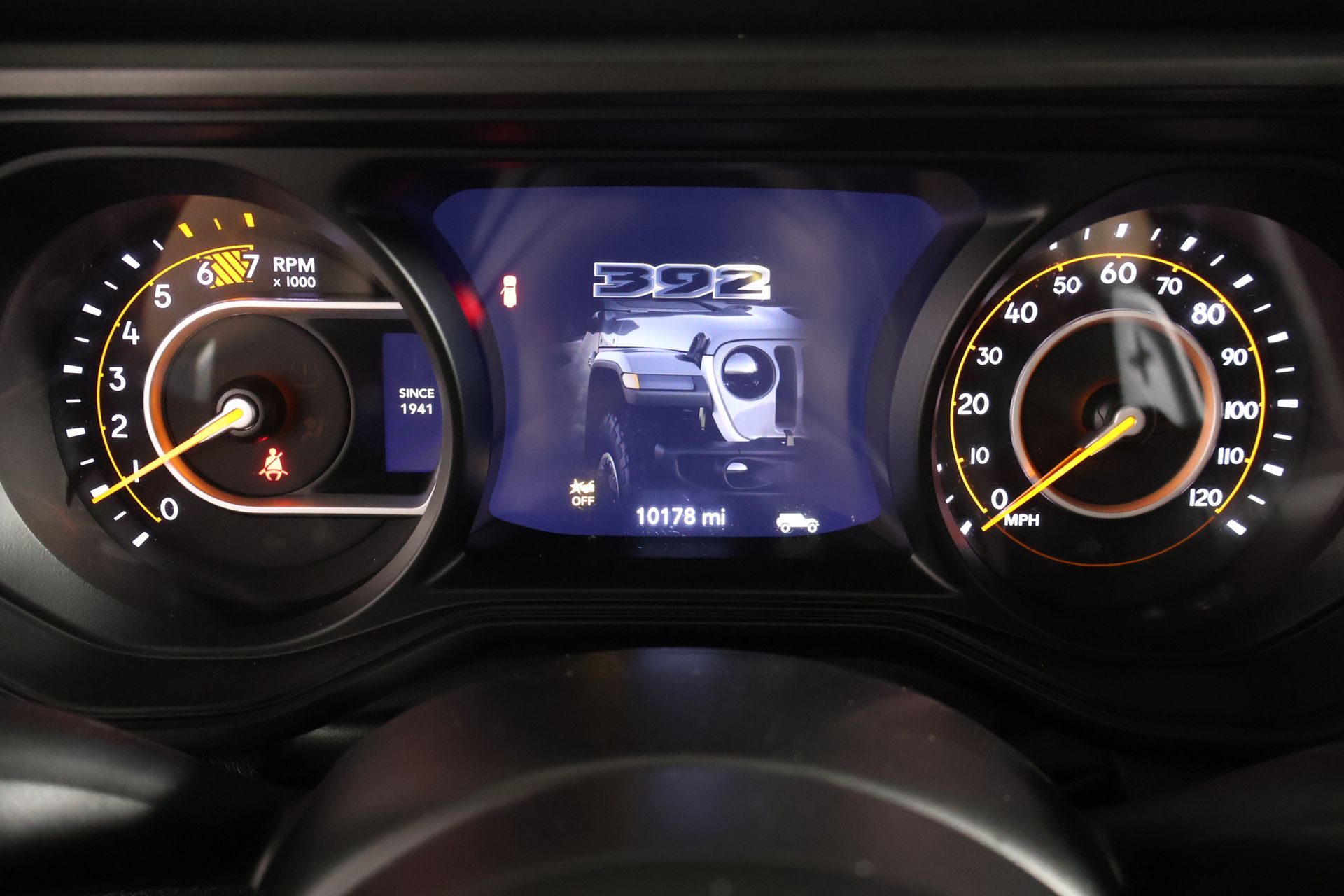 View vehicle photo 4