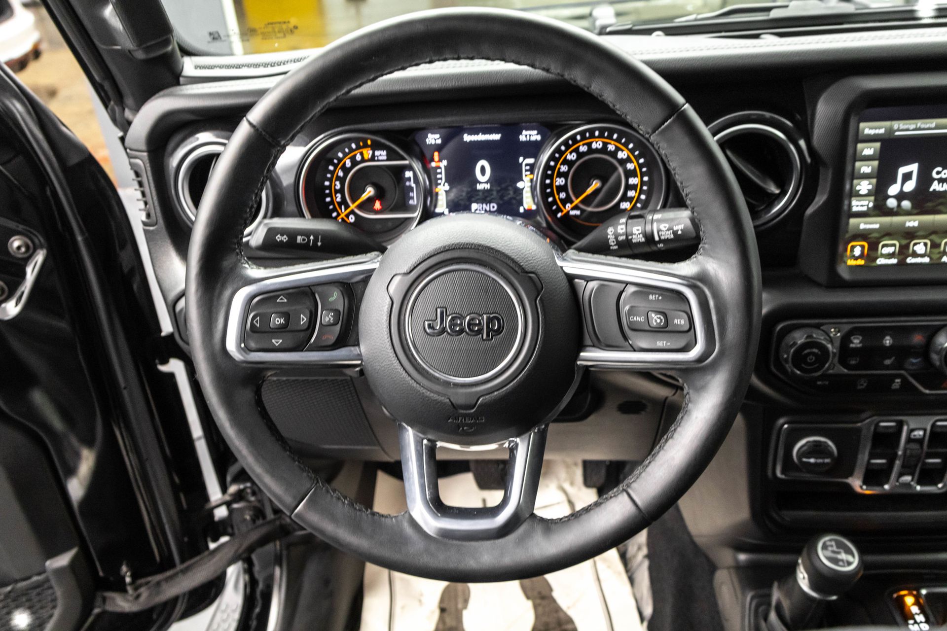 2022 JEEP WRANGLER - Image 24