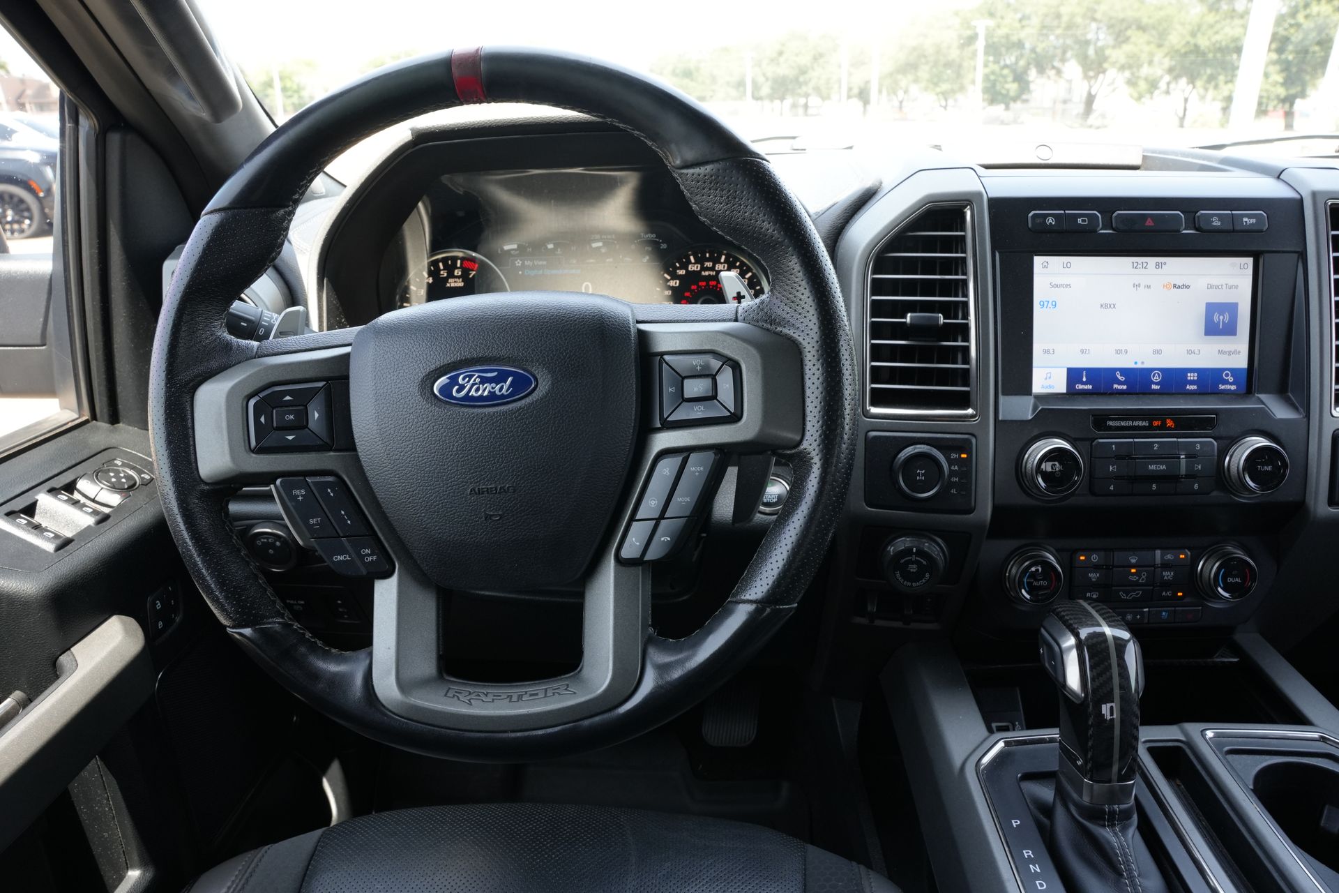 2020 Ford F-150 Raptor - 10