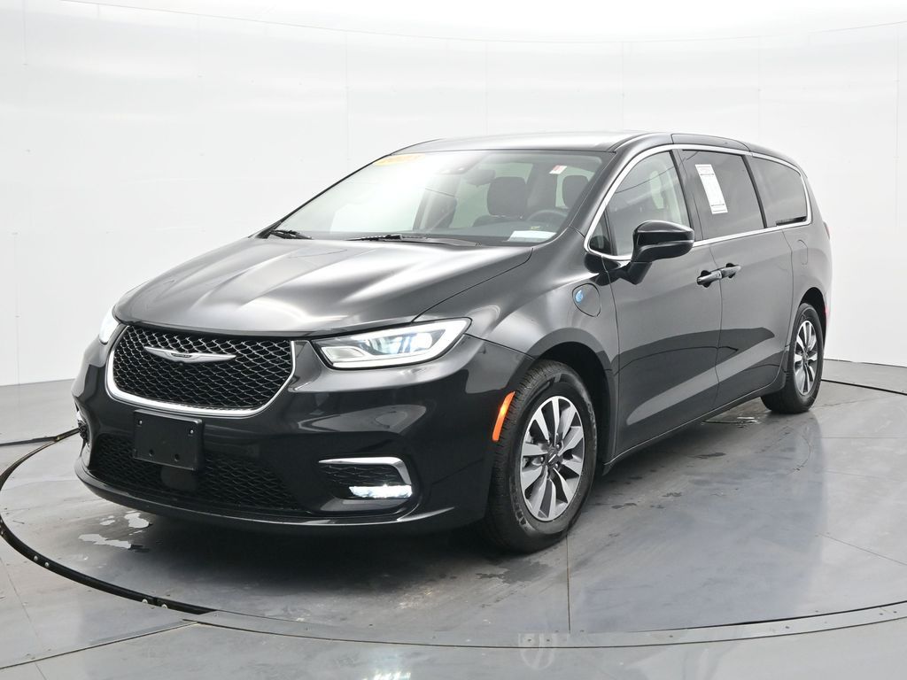 2023 Chrysler Pacifica Hybrid