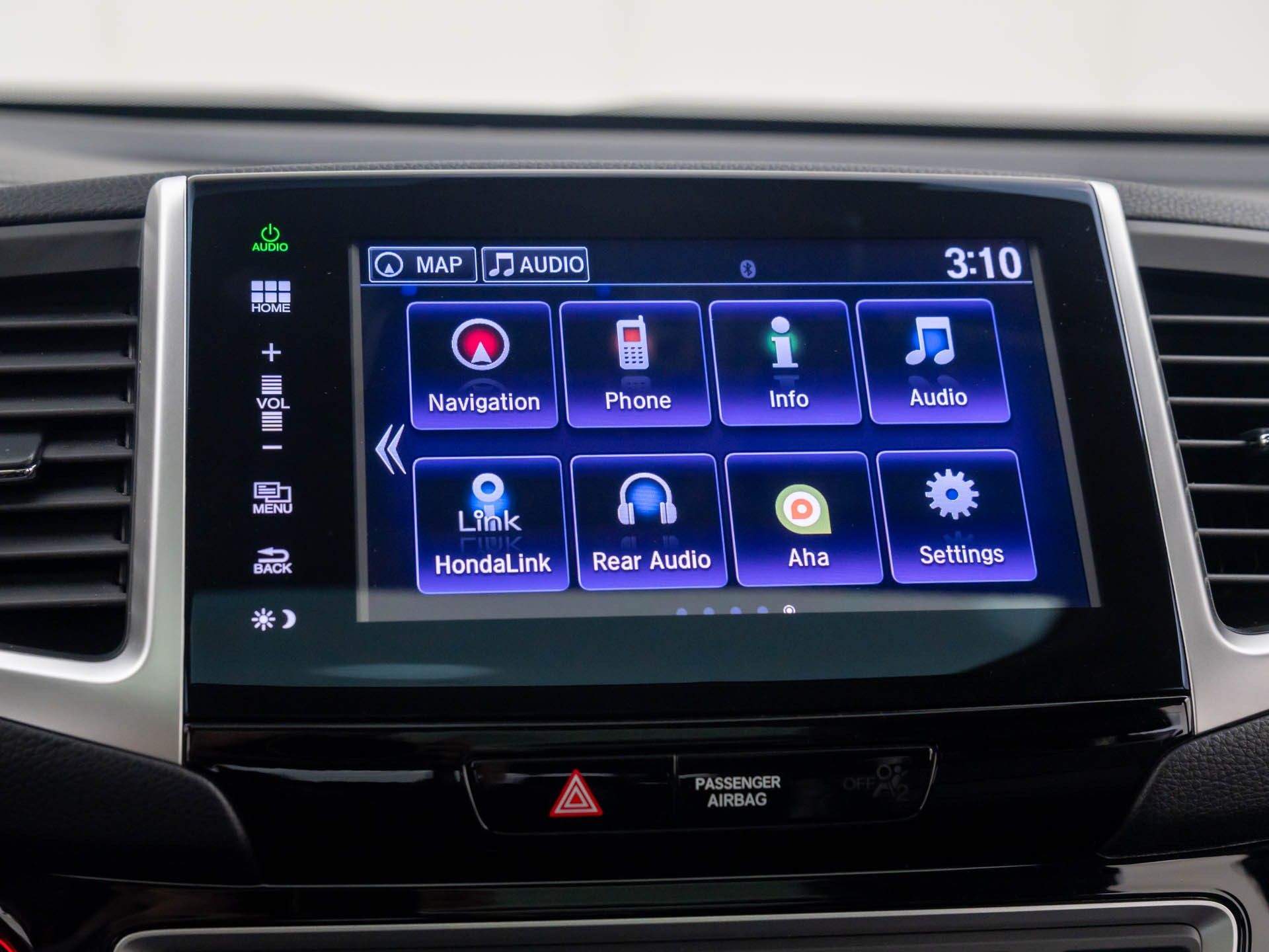2016 Honda Pilot Elite photo