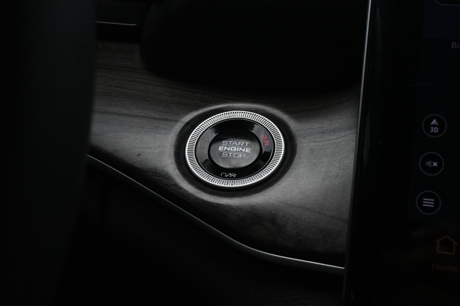 2024 Jeep Grand Cherokee L Limited Black at Big Star Chrysler Jeep Dodge Ram 