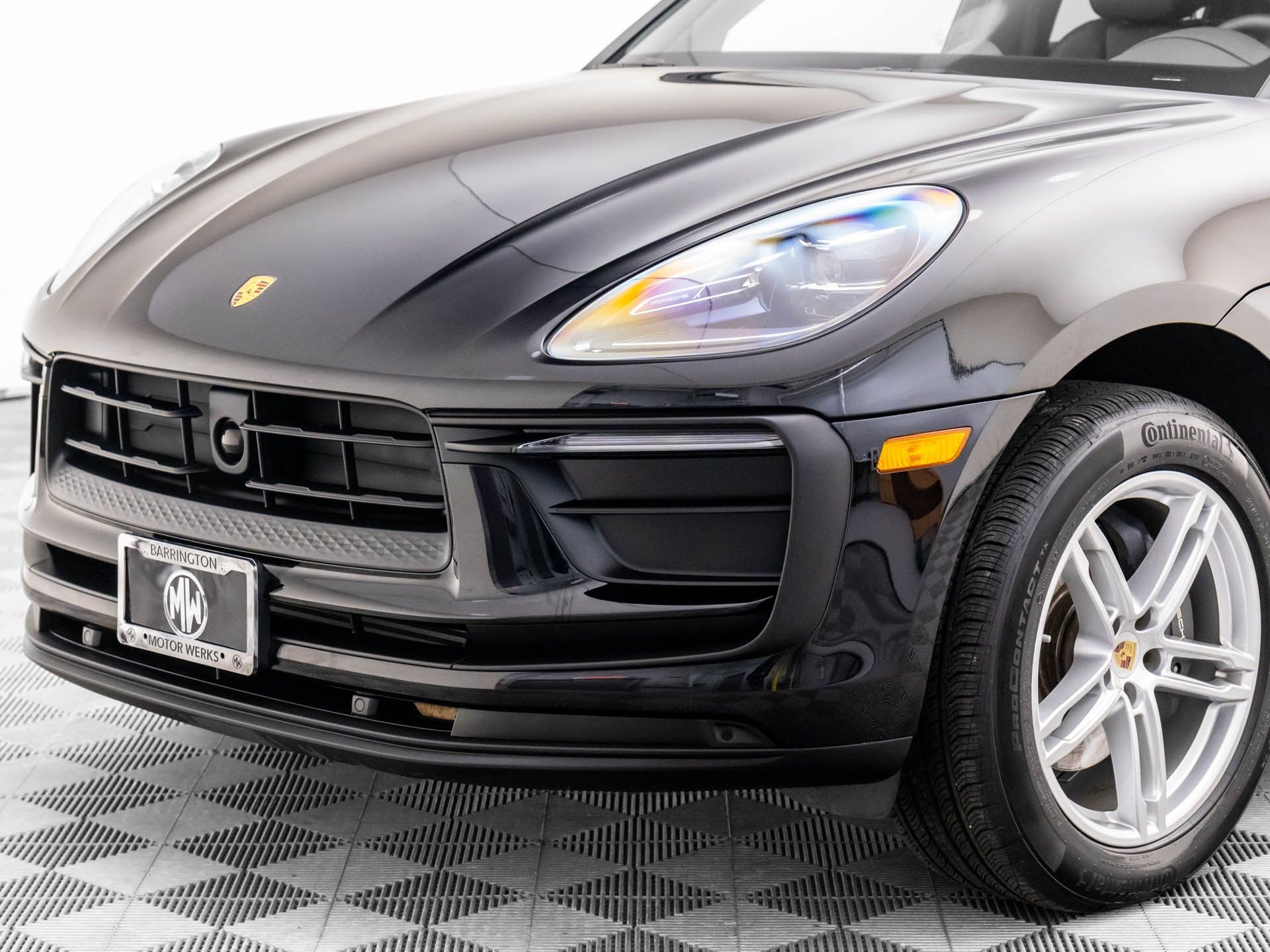 2024 Porsche Macan  photo