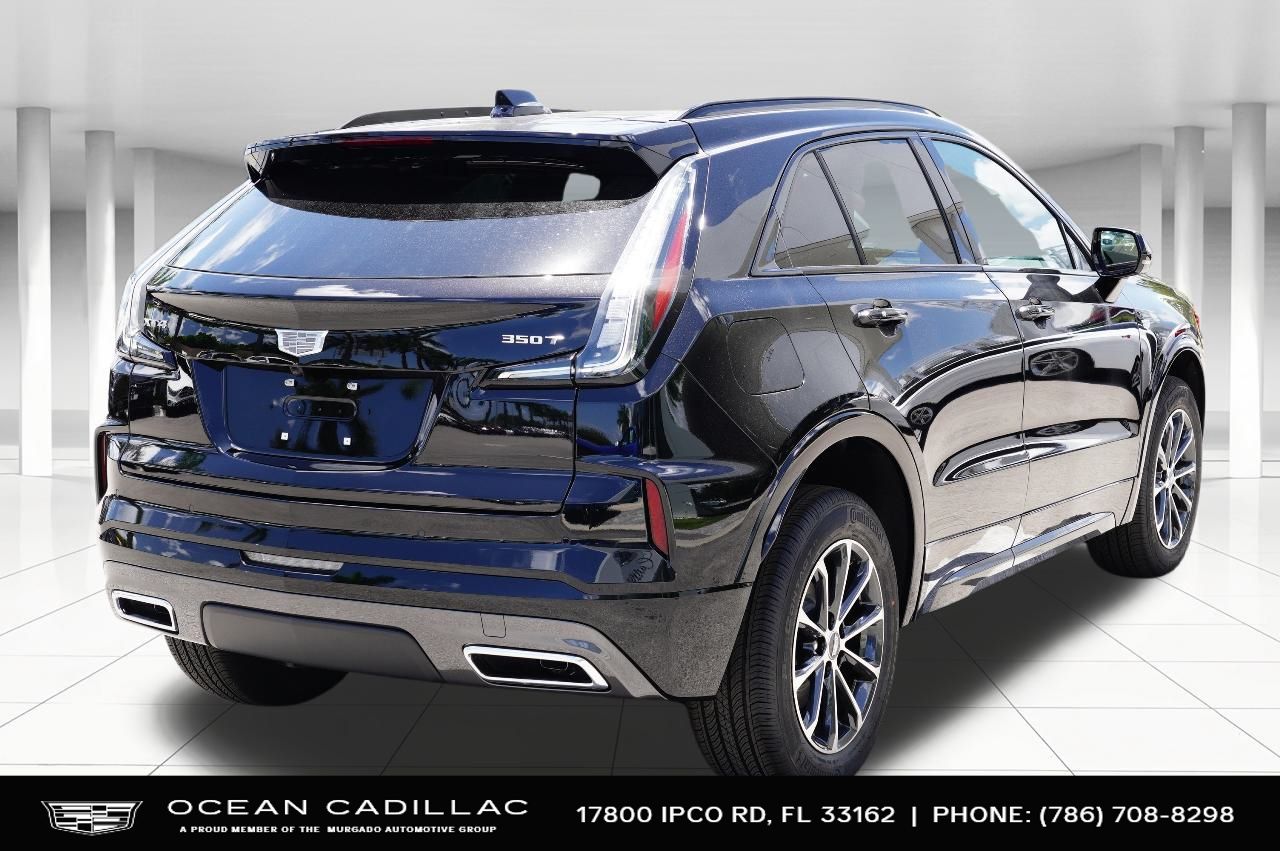 2024 Cadillac XT4 Sport 5