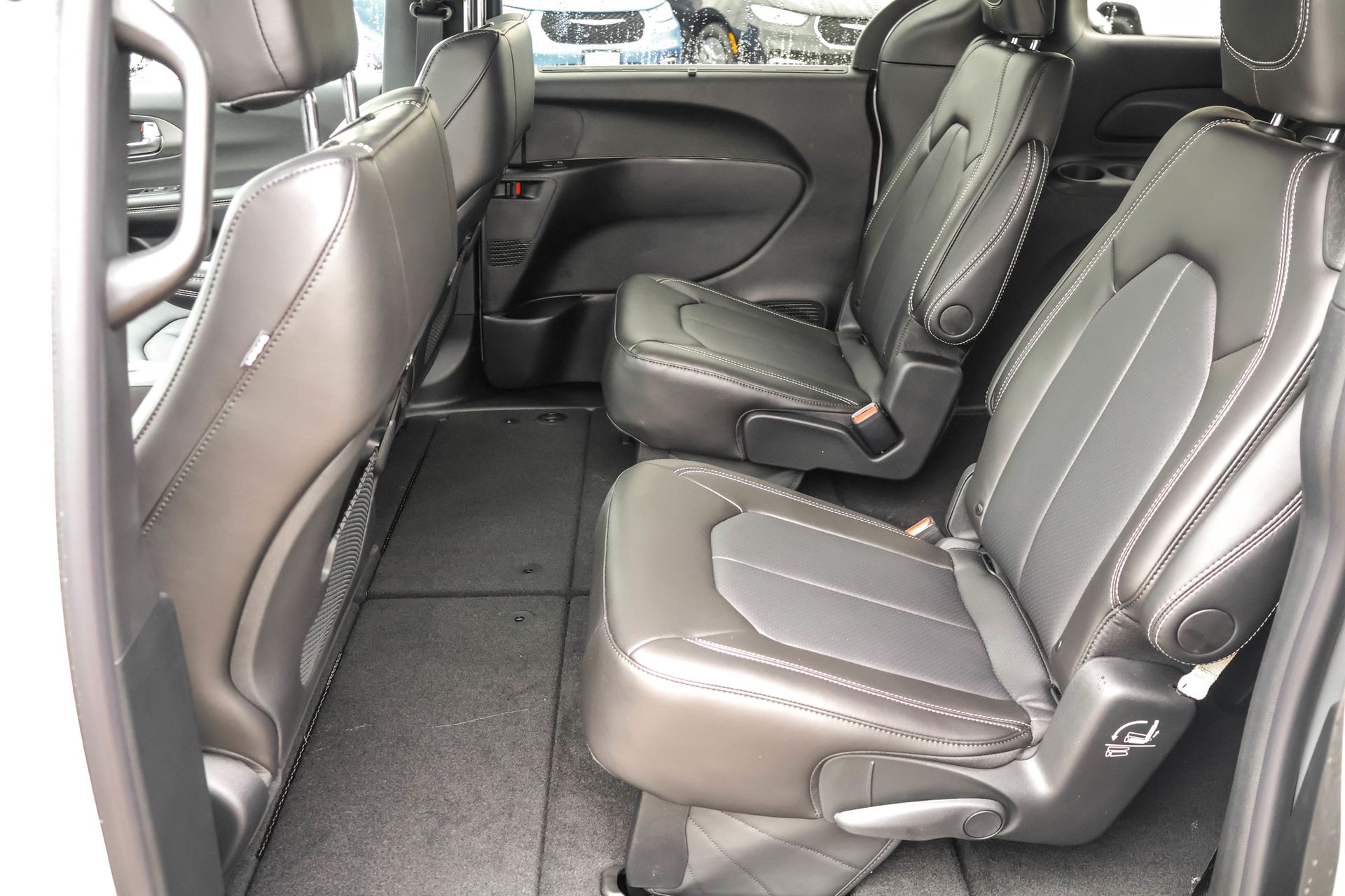 2026 CHRYSLER PACIFICA - Image 7