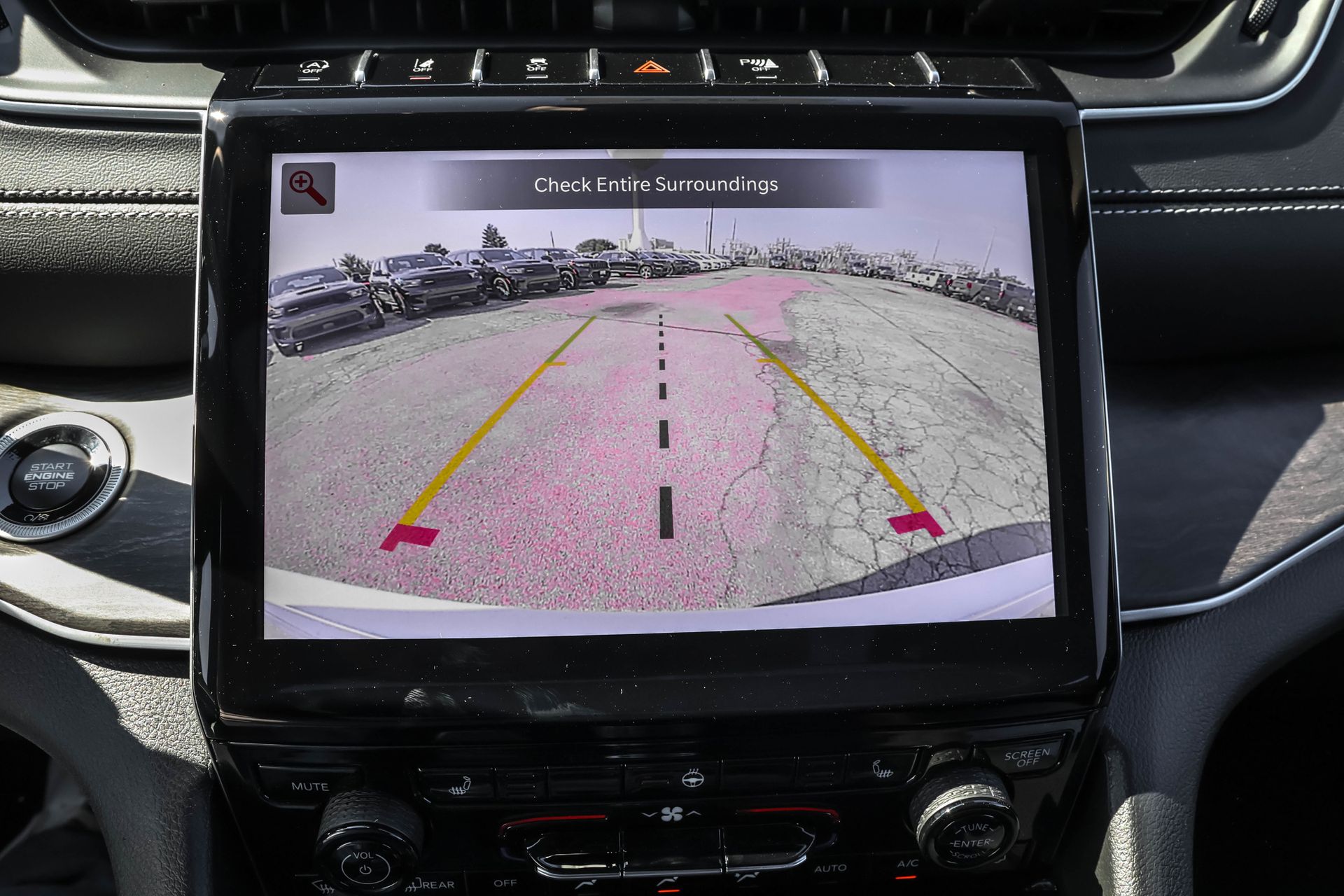 2025 JEEP GRAND CHEROKEE - Image 16