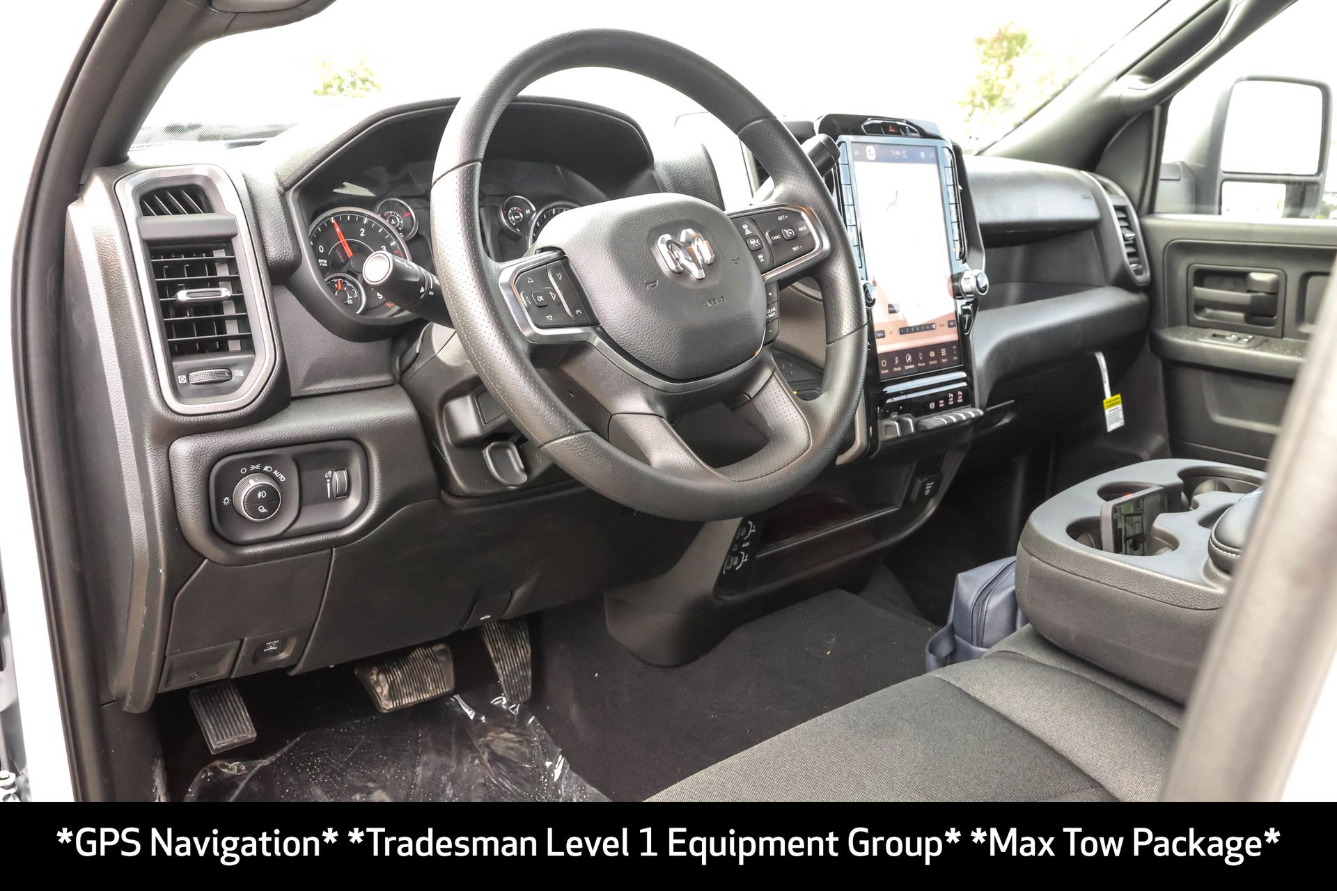 2026 RAM 3500 - Image 4