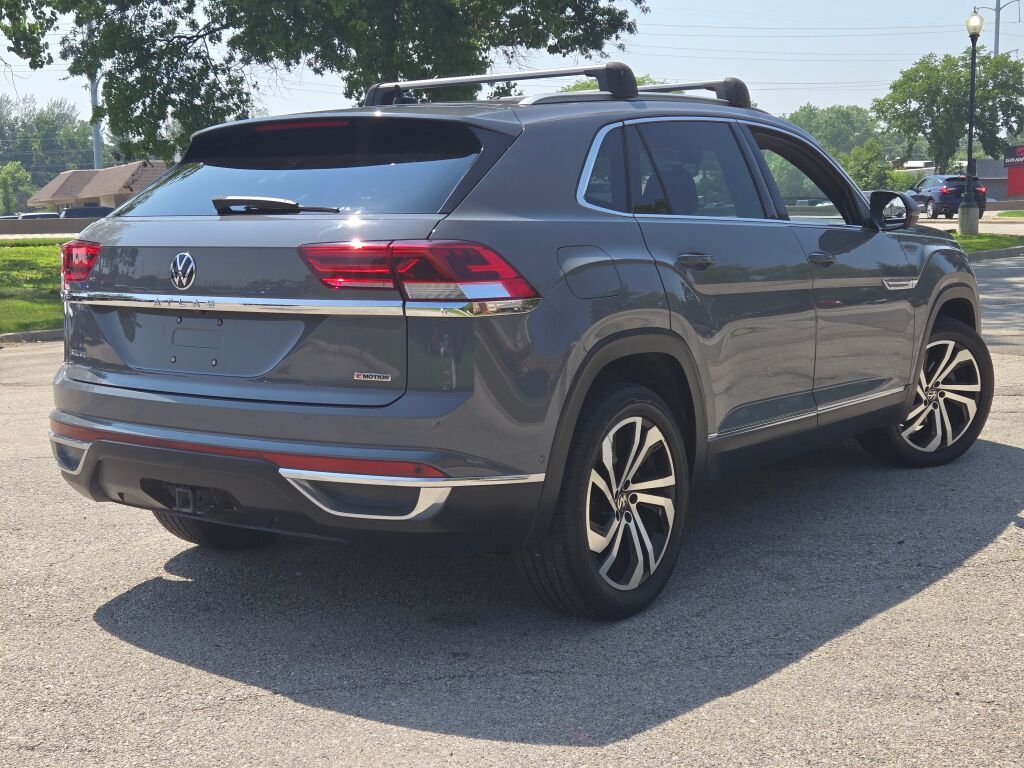2021 Volkswagen Atlas Cross Sport SE Premium photo 13