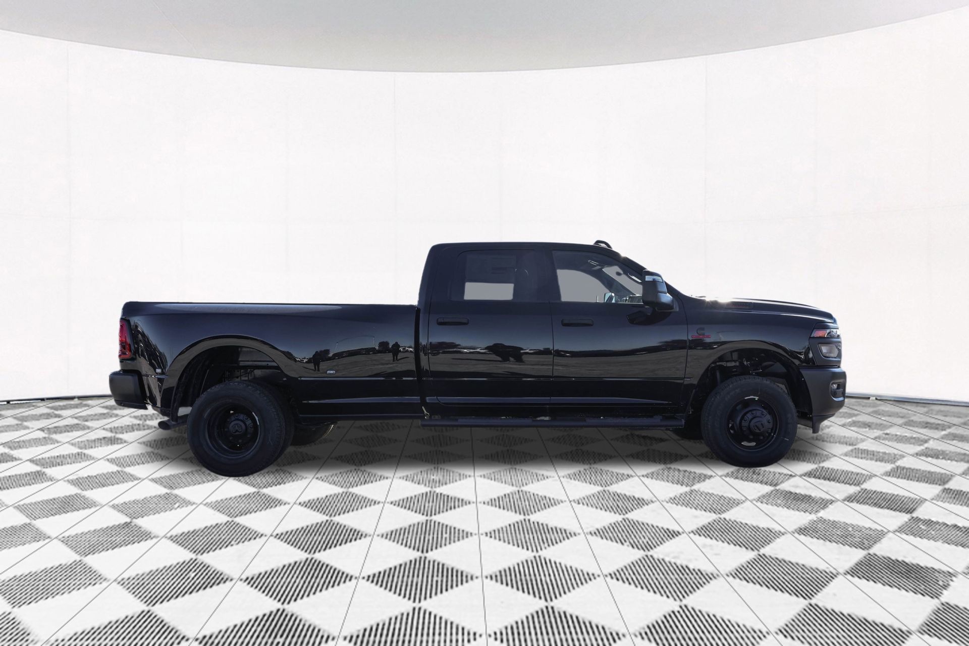 2026 RAM 3500 - Image 8