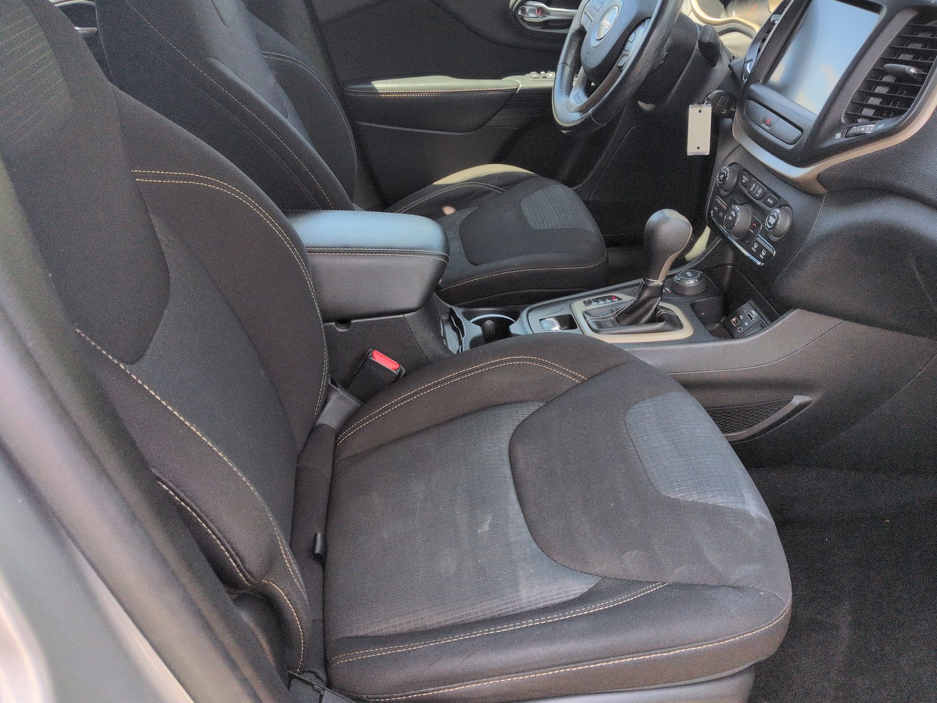used 2016 Jeep Cherokee car, priced at $9,270