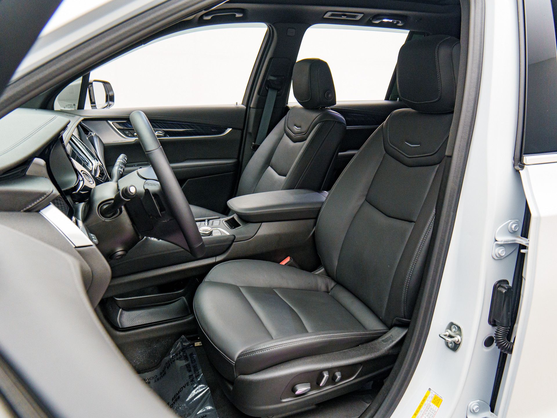 2024 Cadillac XT6 Premium Luxury photo