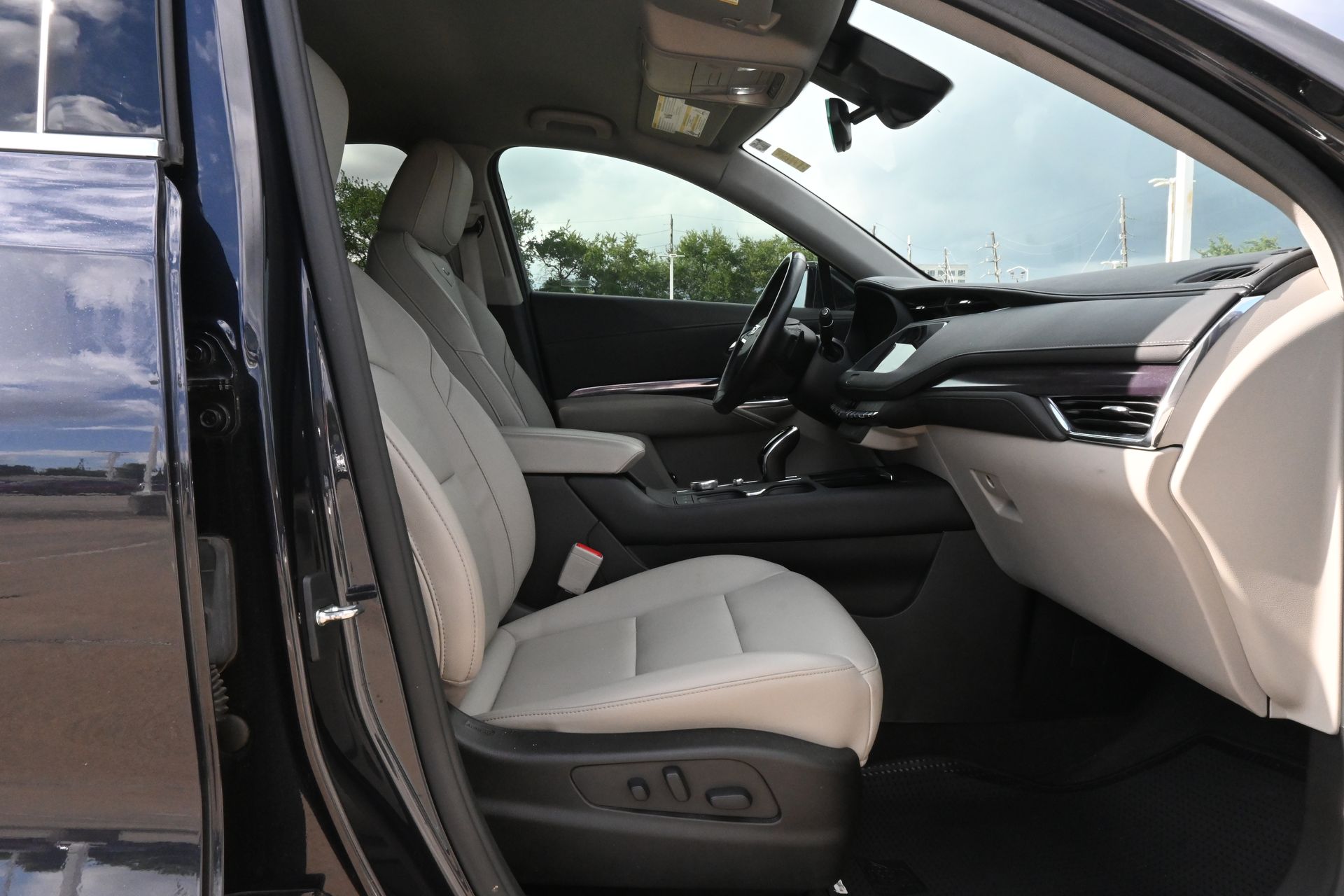 2023 Cadillac XT4 Luxury Gray at Bayway Cadillac of The Woodlands