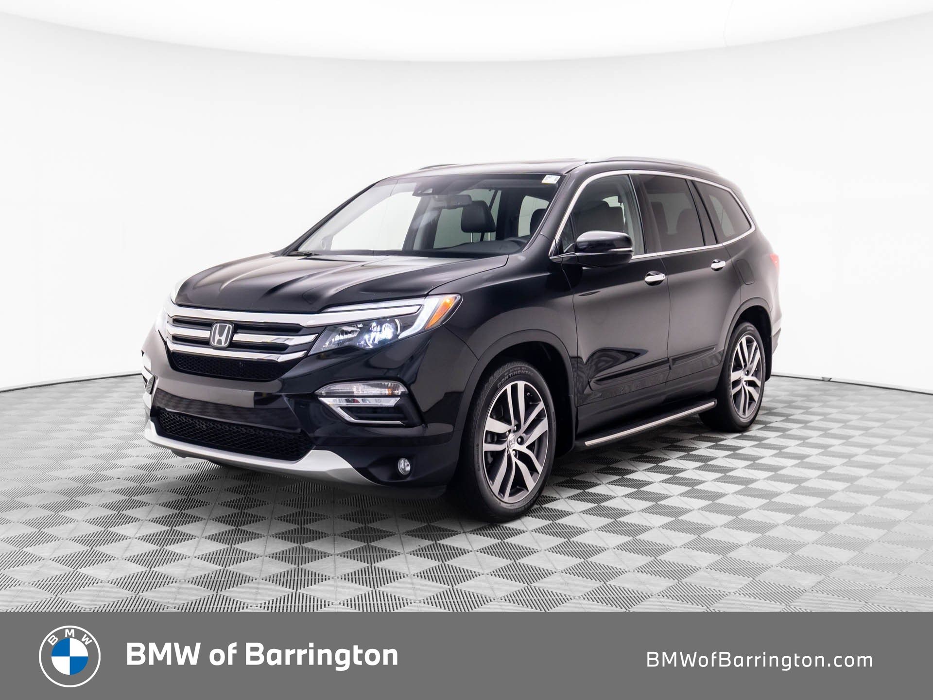 2016 Honda Pilot Elite photo