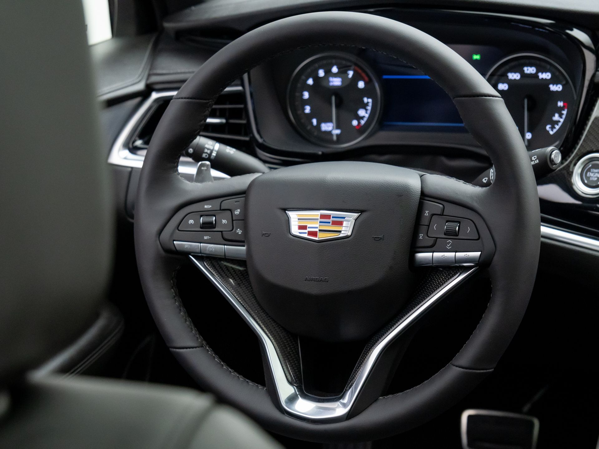 2025 Cadillac XT6 Sport photo