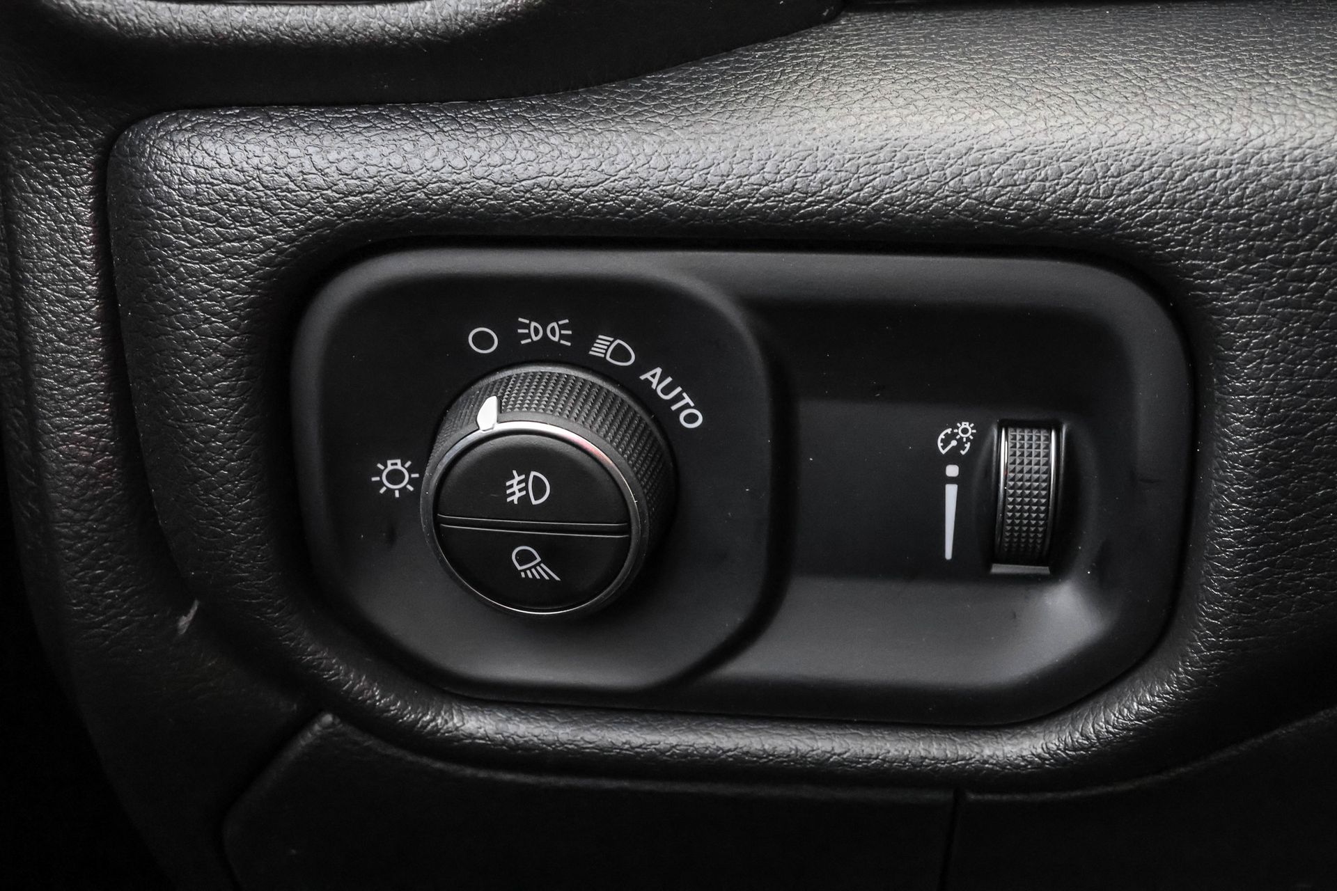 2026 RAM 3500 - Image 32