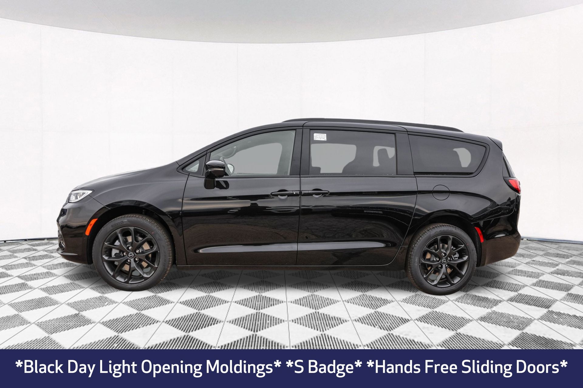 2026 CHRYSLER PACIFICA - Image 9