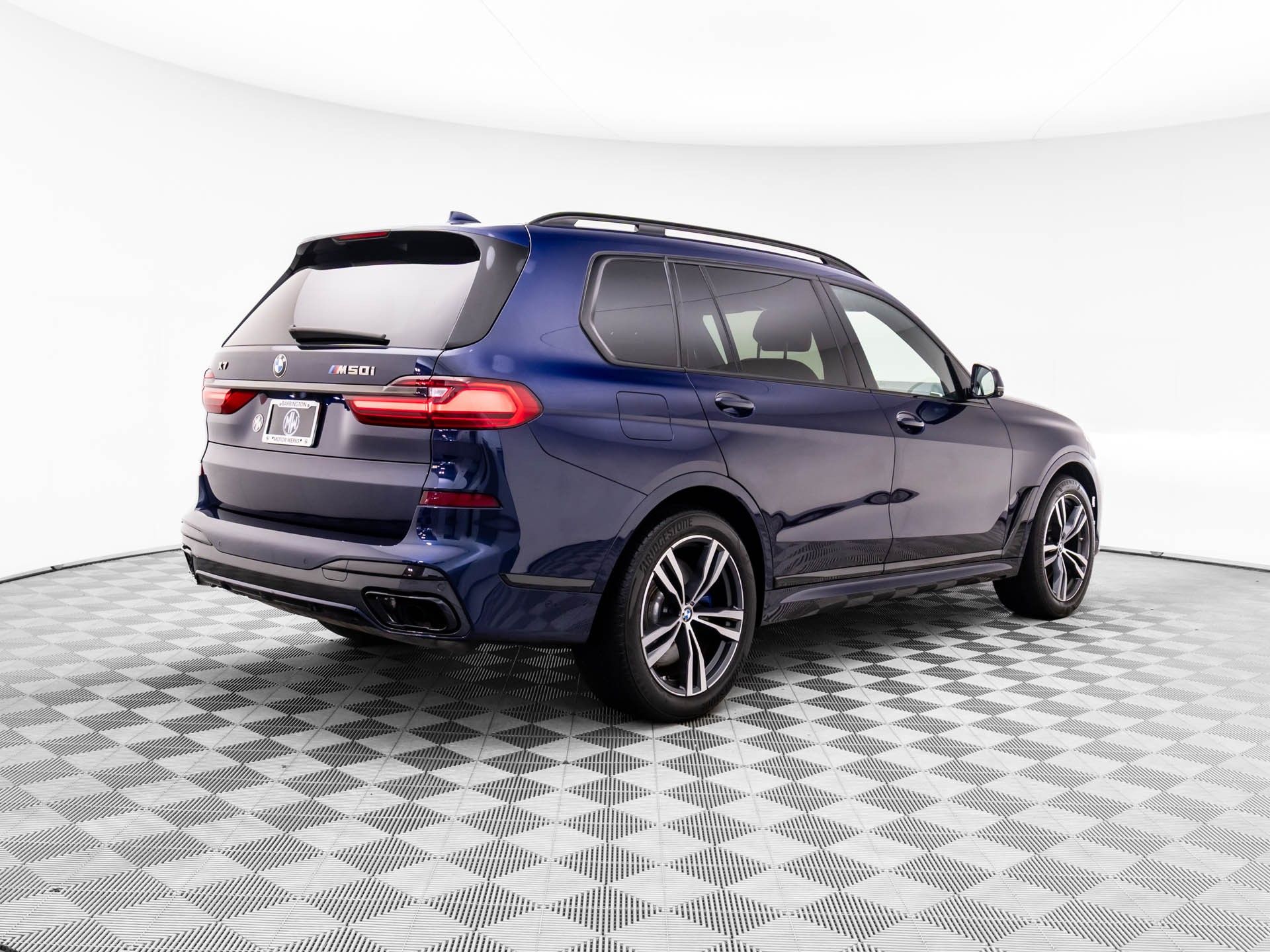 2022 BMW X7 M50i photo