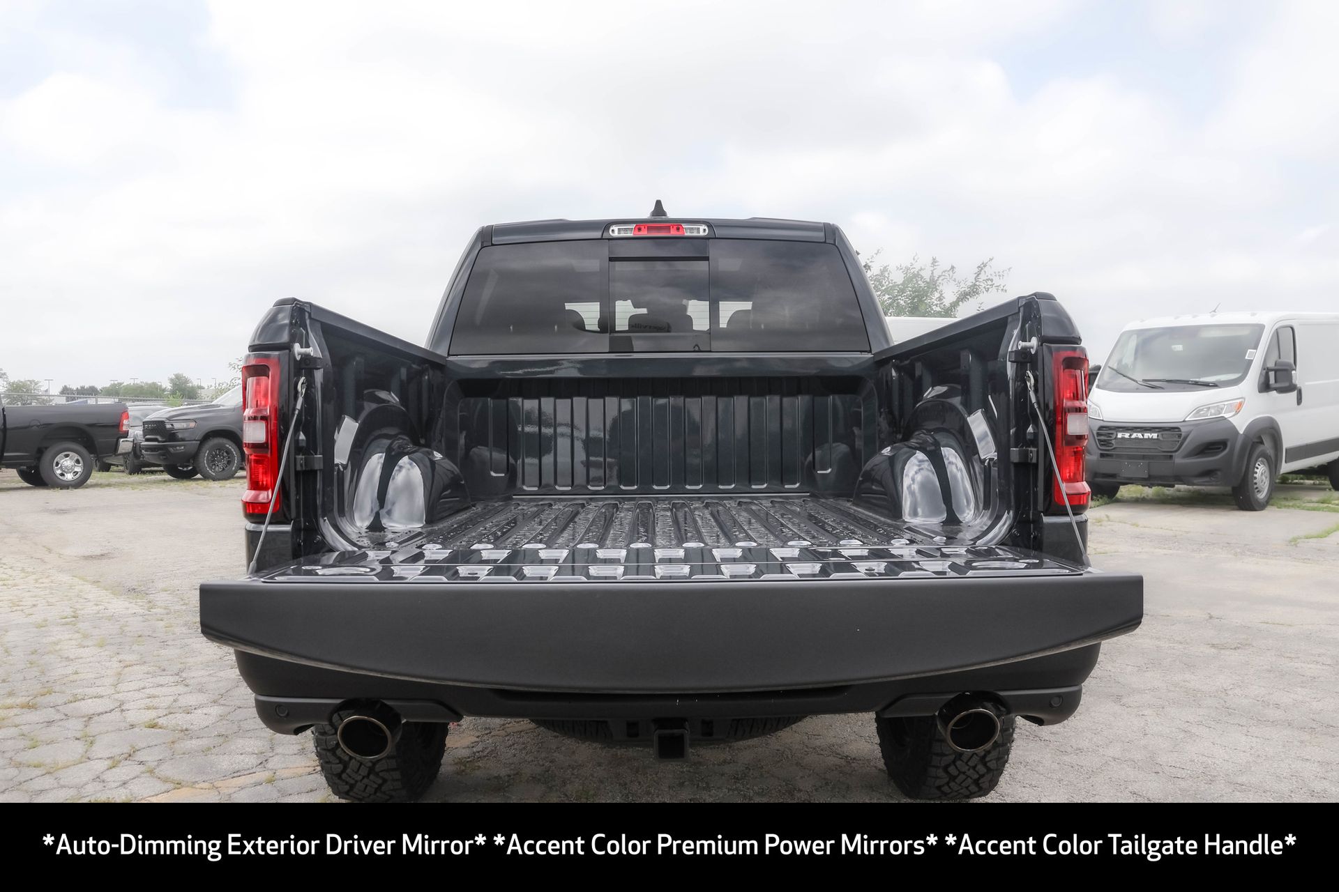 2026 RAM 1500 - Image 15