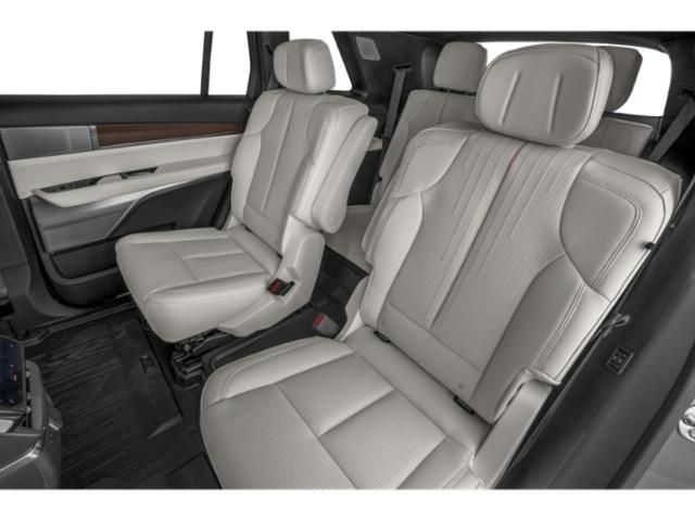 2026 Cadillac VISTIQ Luxury - 11