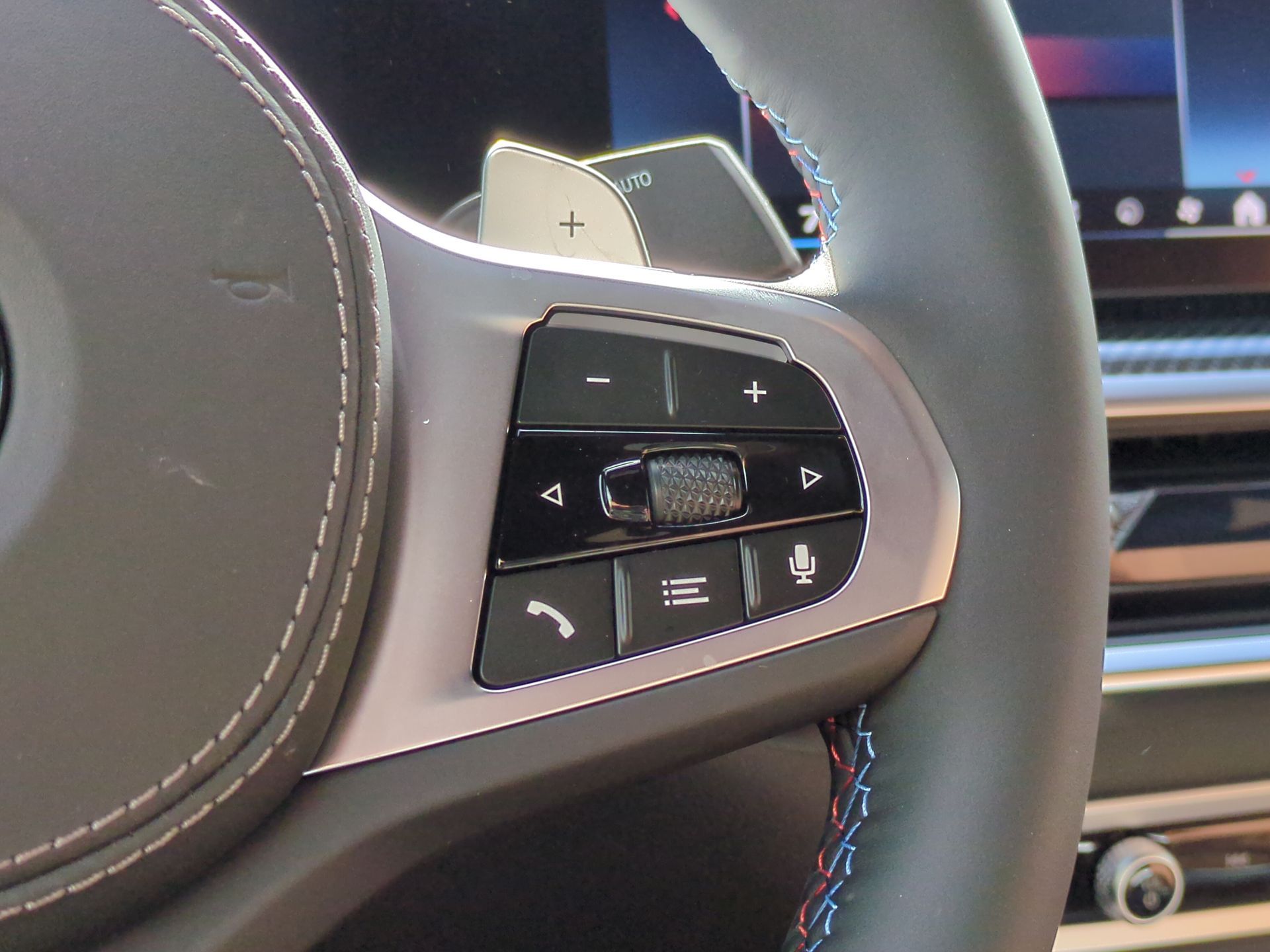 new 2026 BMW X6 car, priced at $107,875