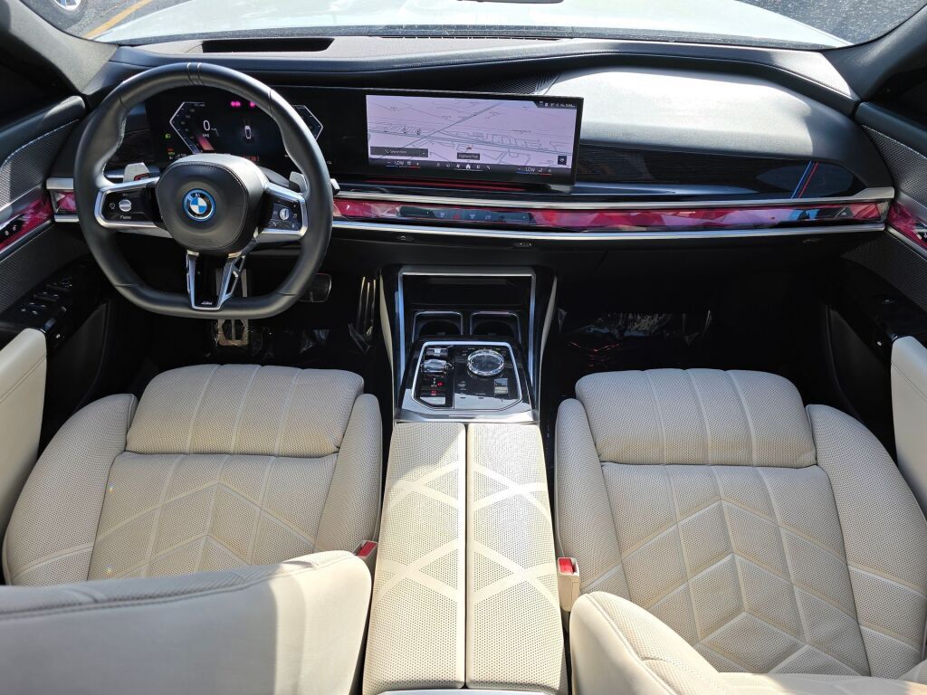 2024 Bmw 750e 750e xDrive photo 12