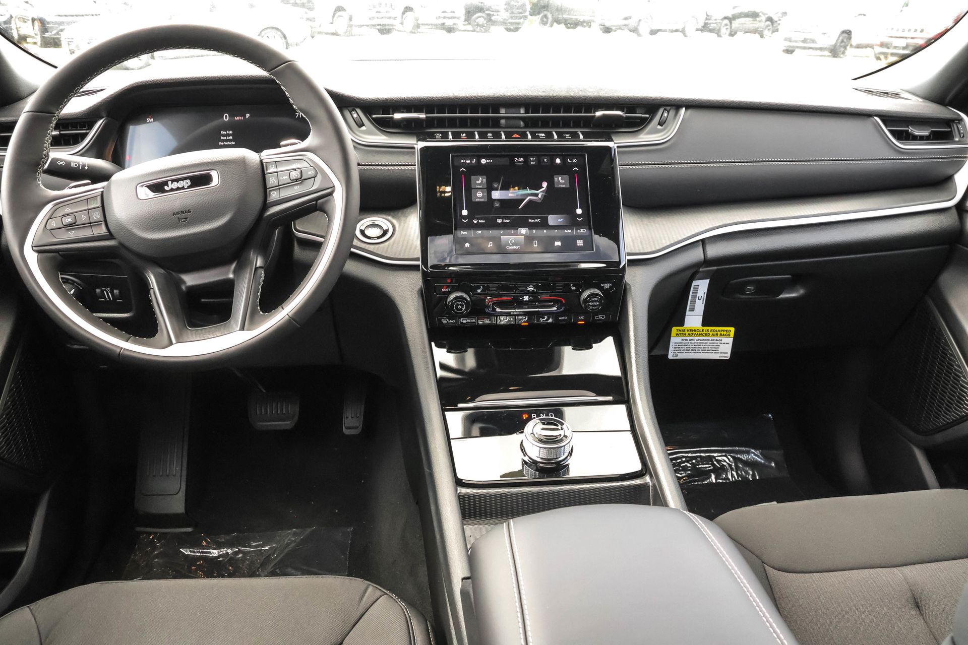 2025 JEEP GRAND CHEROKEE - Image 16