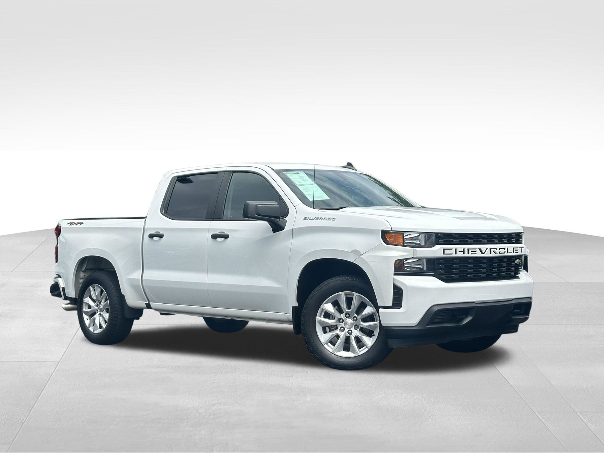 Summit White 2019 Chevrolet Silverado 1500 Pickup Truck Four-Wheel Drive 6-Speed Automatic Overdrive