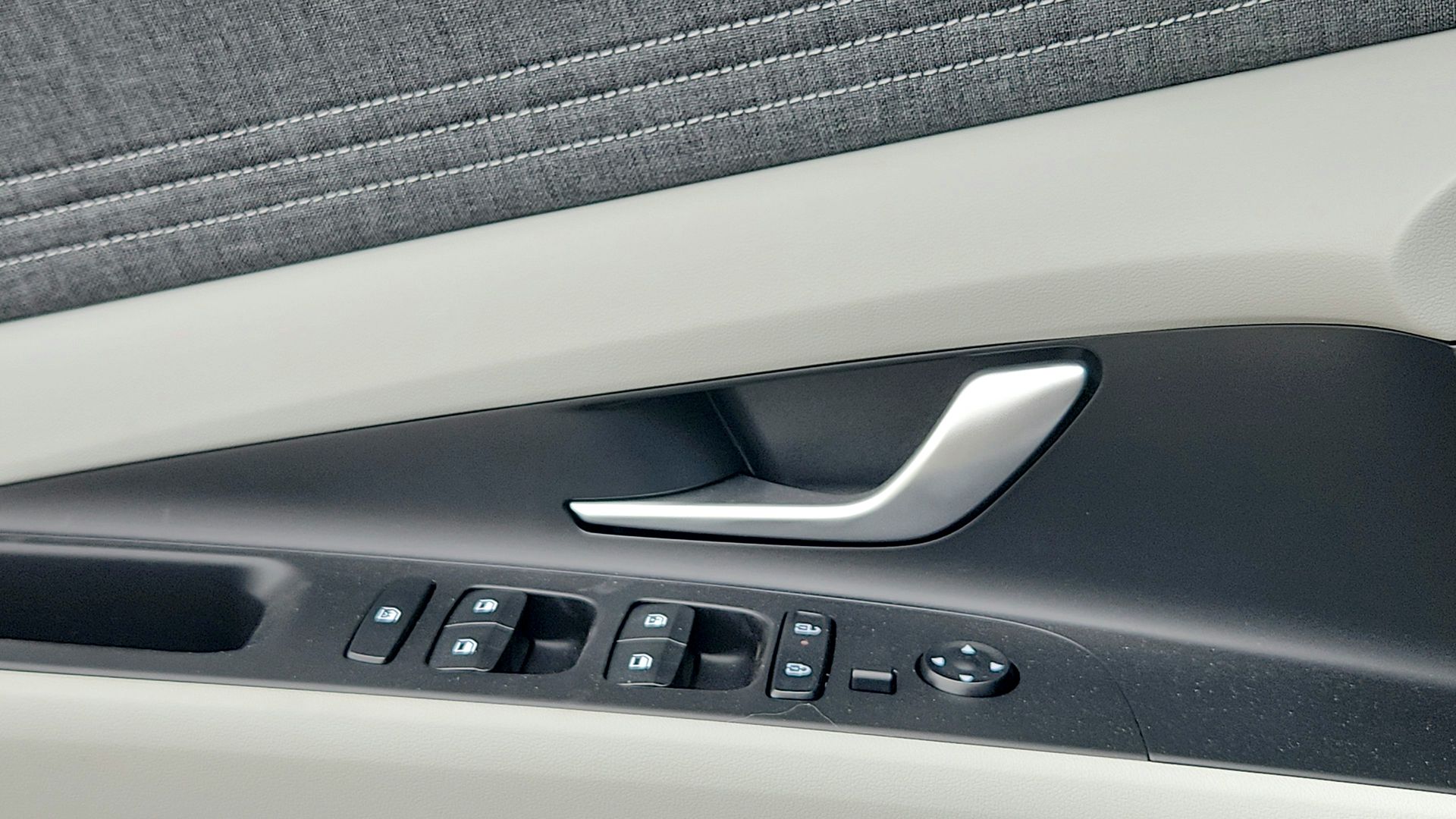 2026 Hyundai Elantra Hybrid