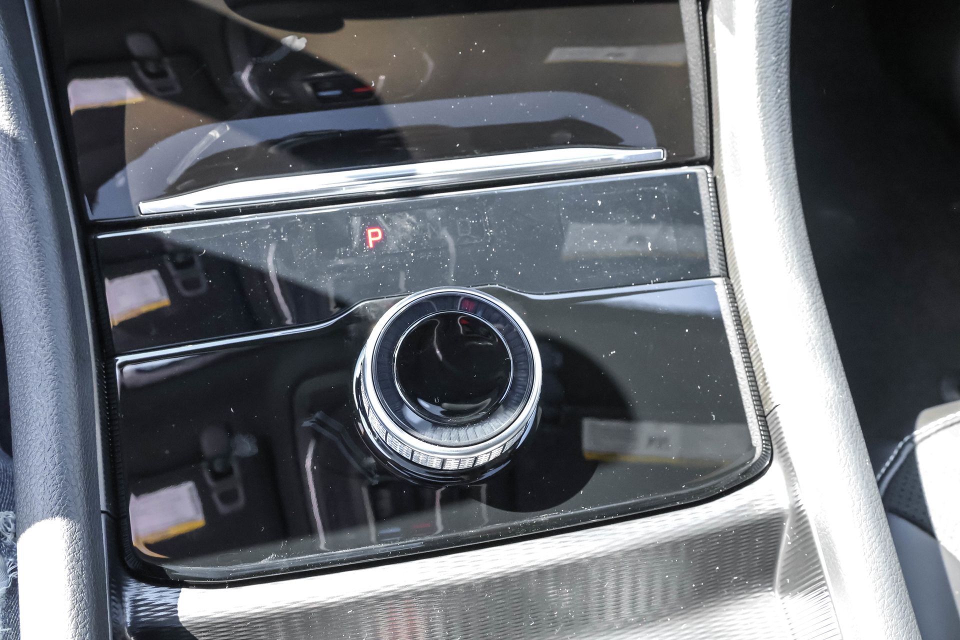 2025 JEEP GRAND CHEROKEE - Image 22