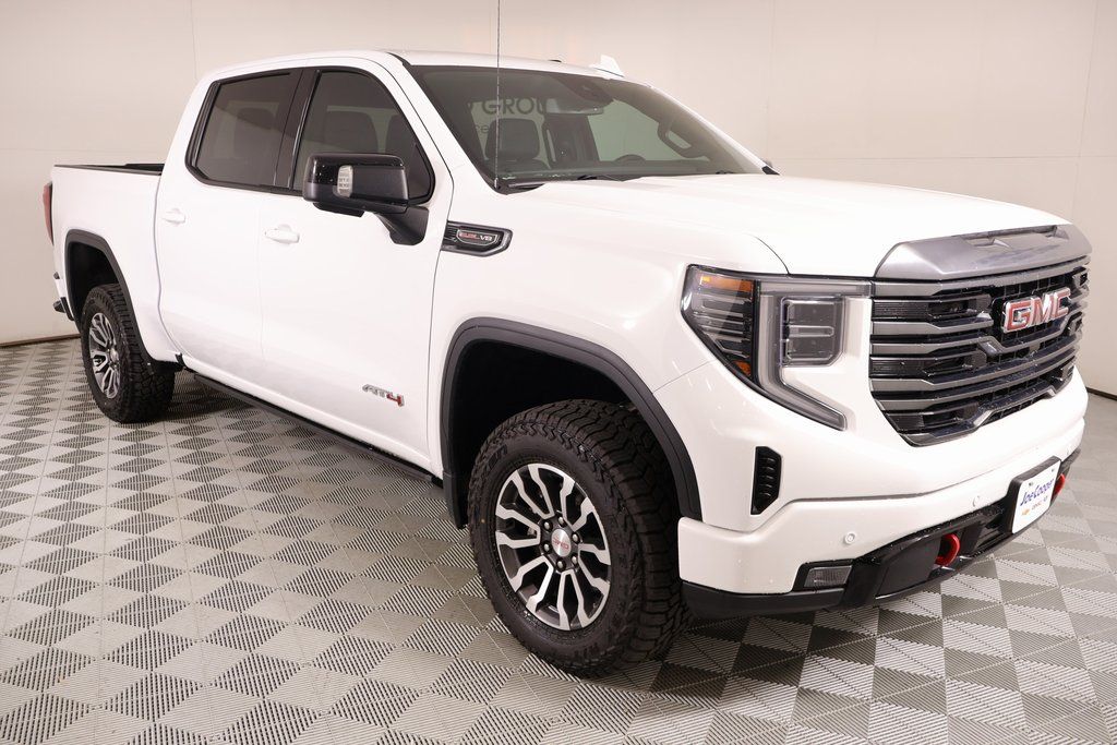 2023 GMC Sierra 1500 AT4 Crew Cab 4WD