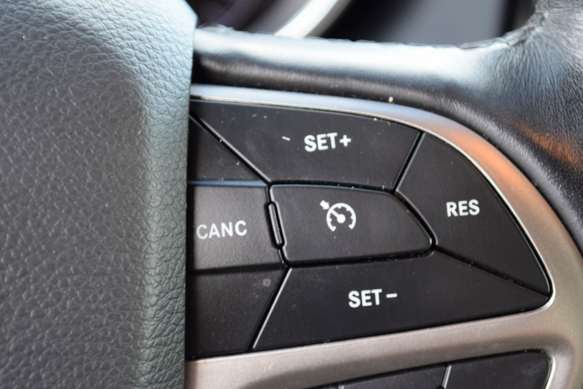 2020 Jeep Grand Cherokee Limited - 6
