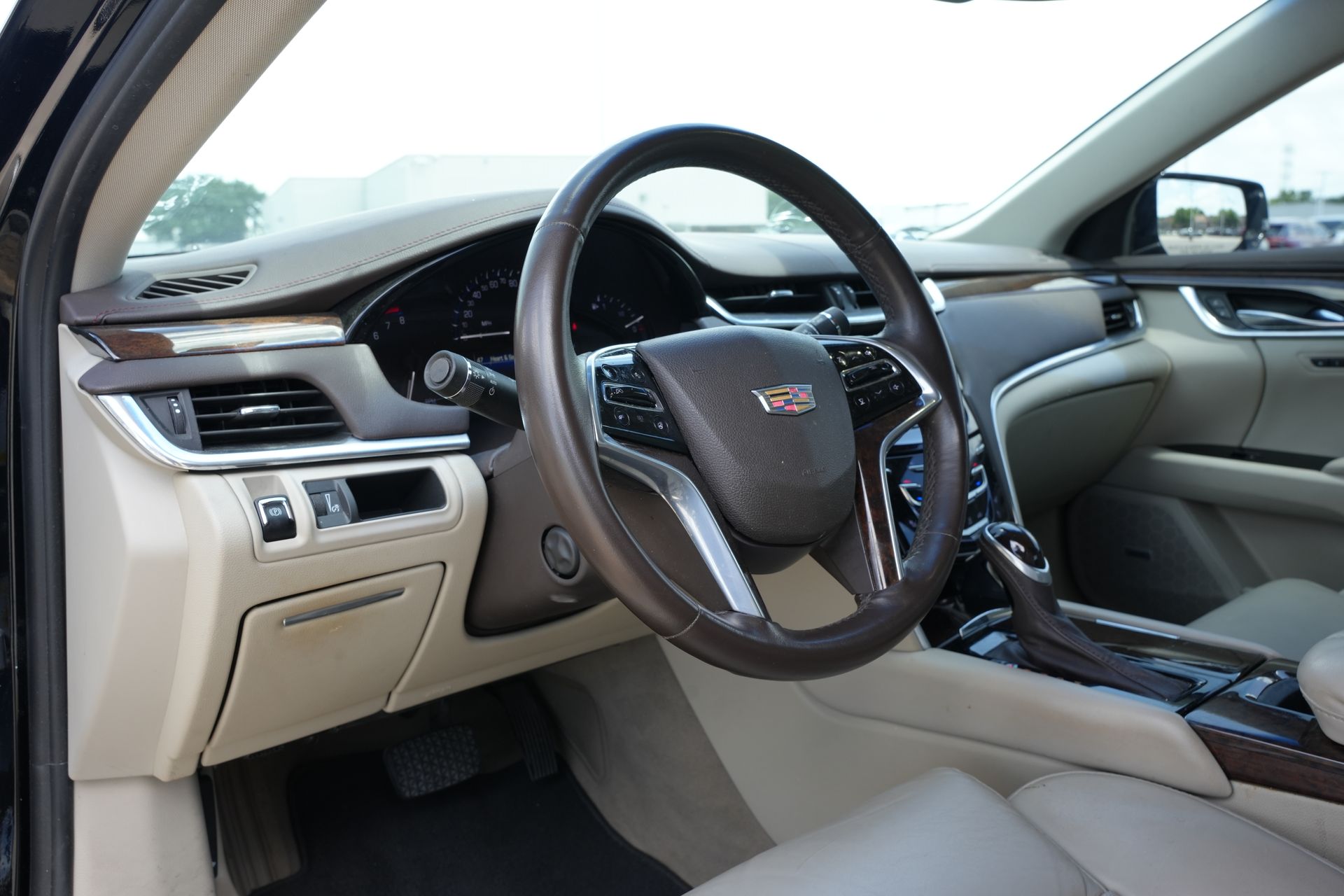 2016 Cadillac XTS Luxury Black at Tom Peacock Cadillac