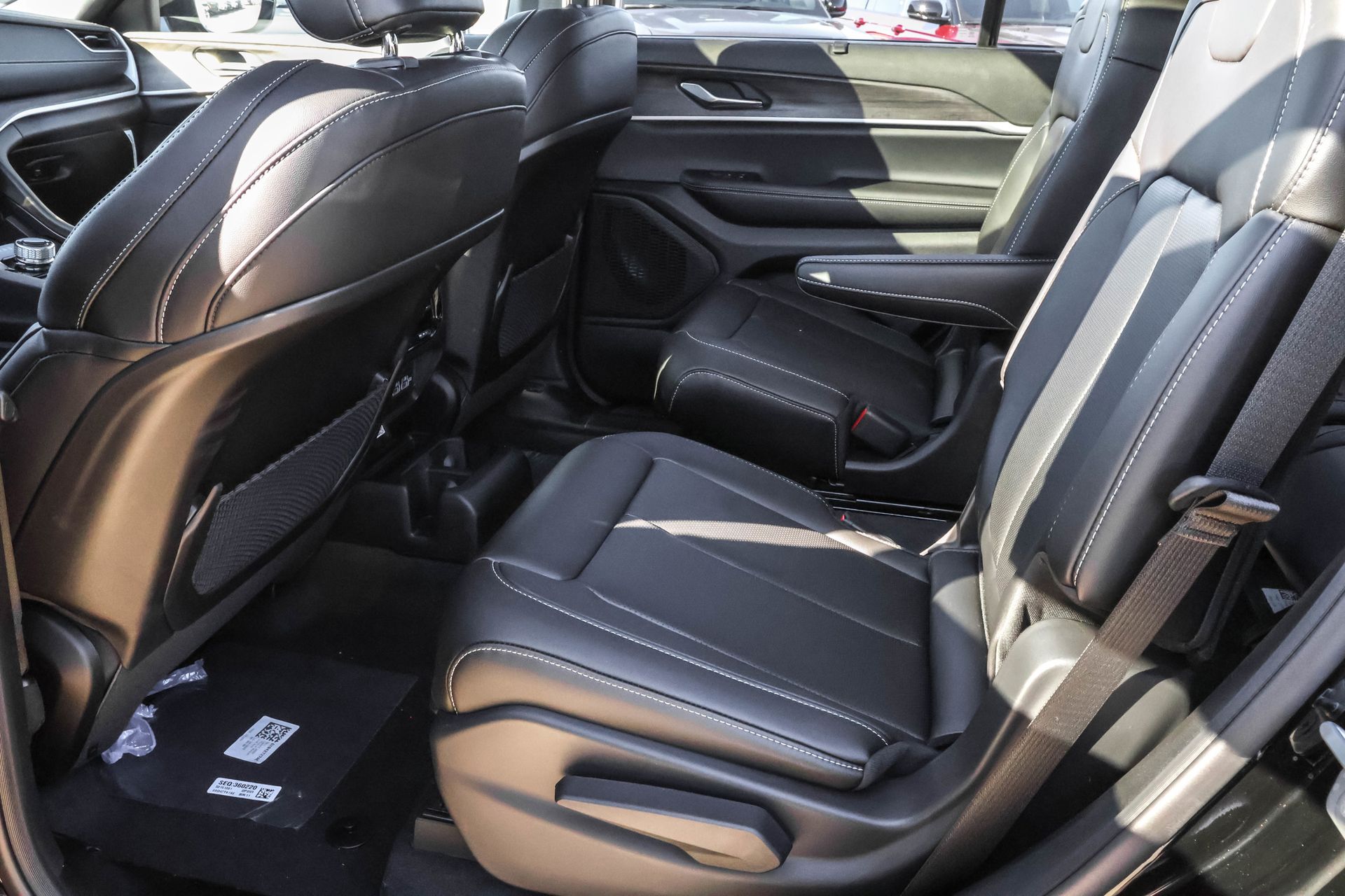 2025 JEEP GRAND CHEROKEE L - Image 16