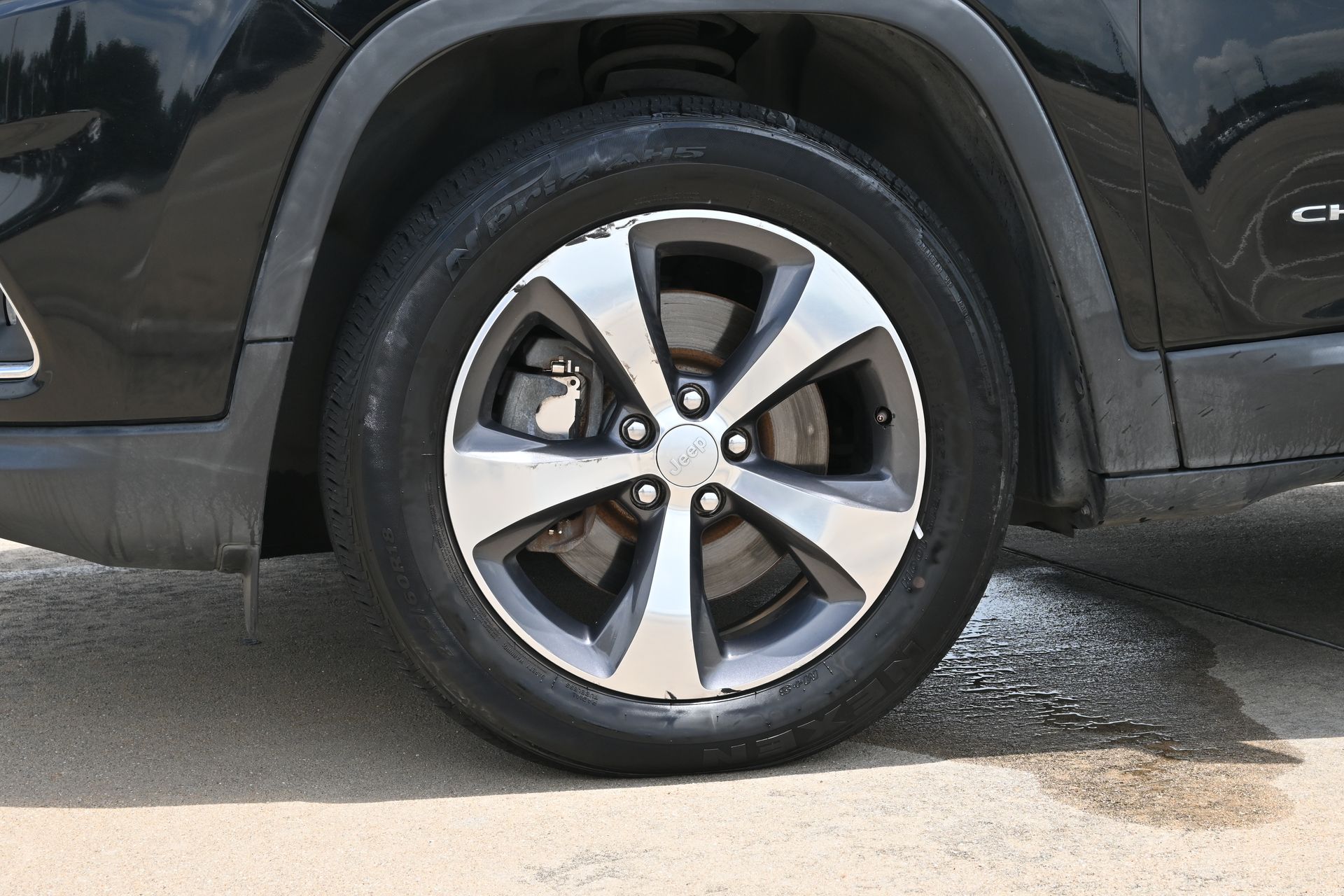 2019 Jeep Cherokee Limited Black at EAG Ford Navasota