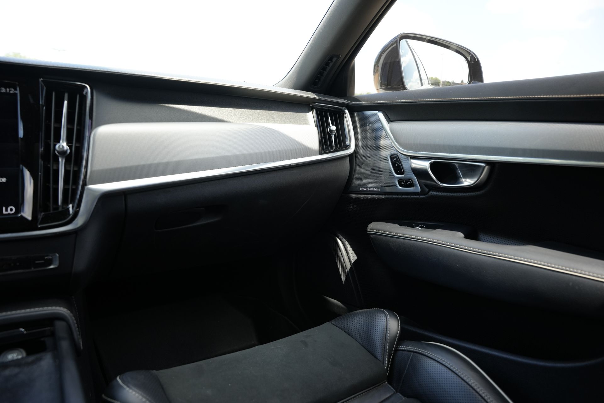 2021 Volvo S90 T6 R-Design - 4